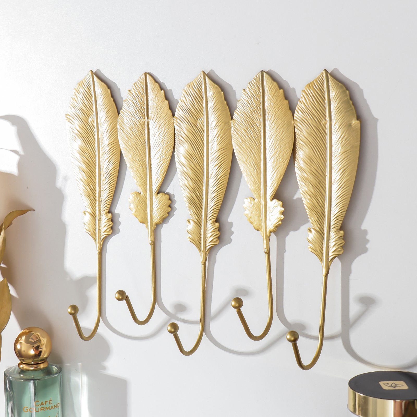 Изображение товара Крючки декоративные Пёрышки золотые 19.5x29 см