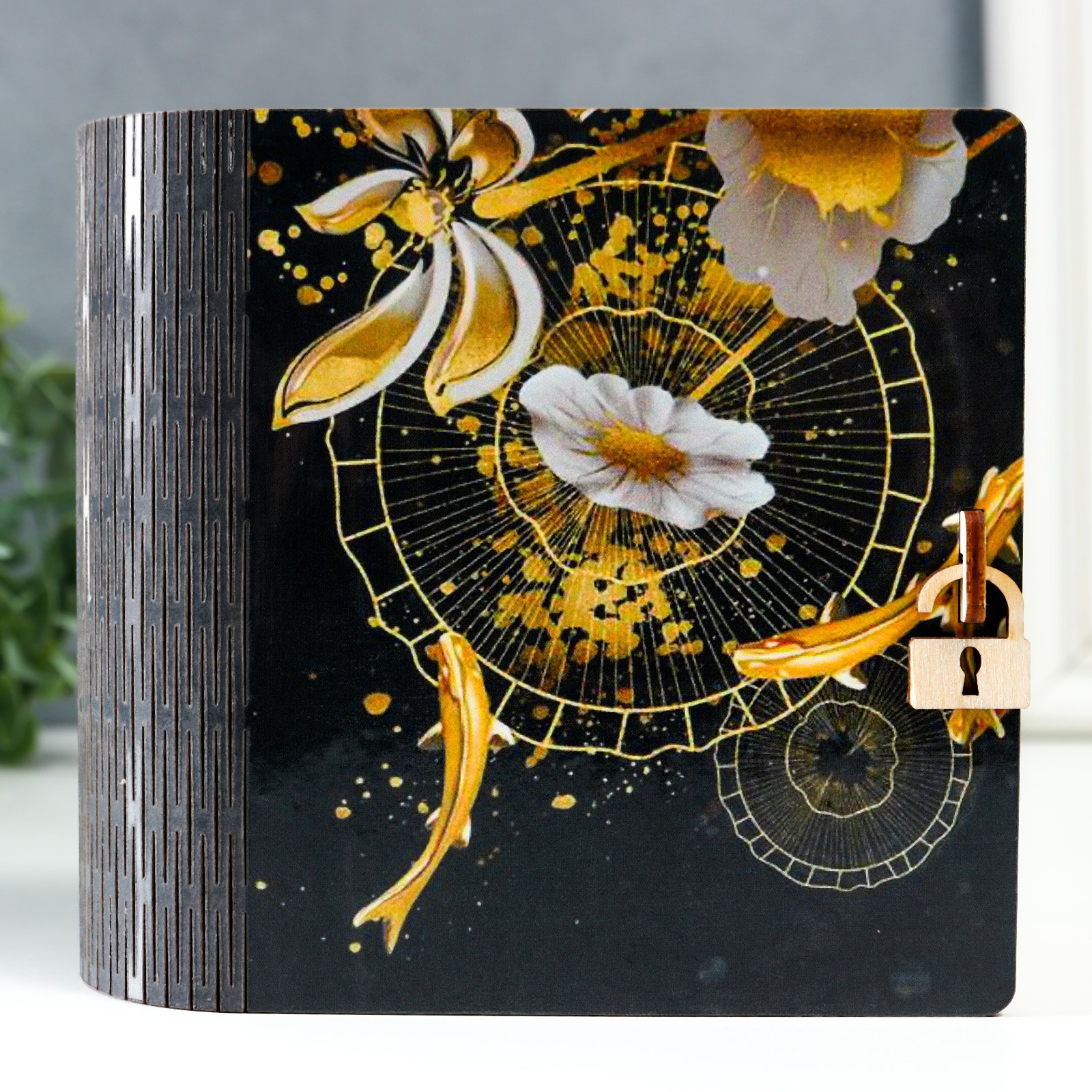 Изображение товара Шкатулка-книга Рыбёшки 14x14 см — оригинальный подарок