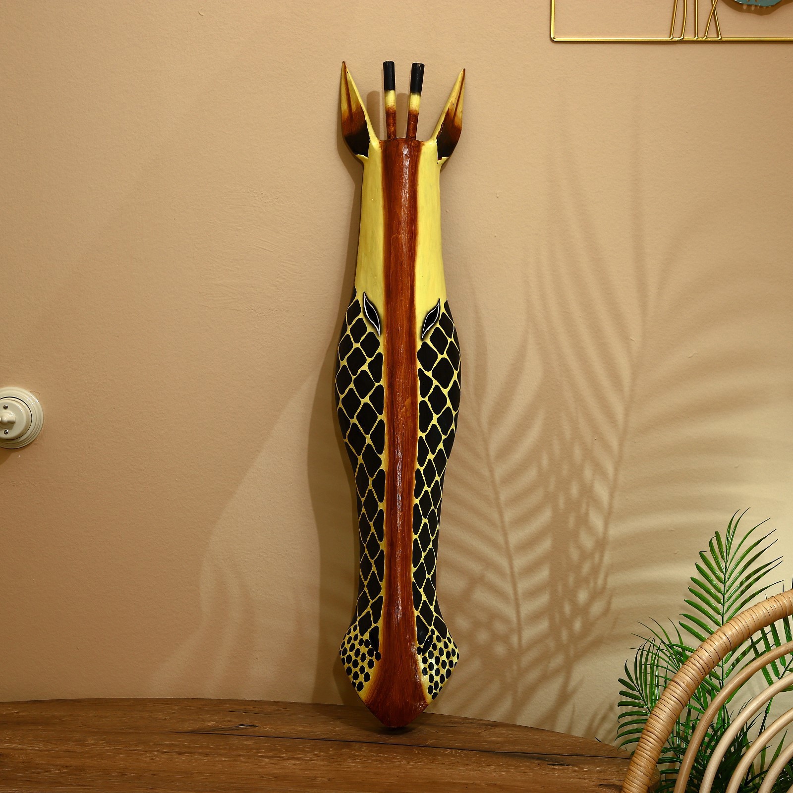 Изображение товара Панно маска интерьерная «Жираф» жёлтая 100 см — ручная работа