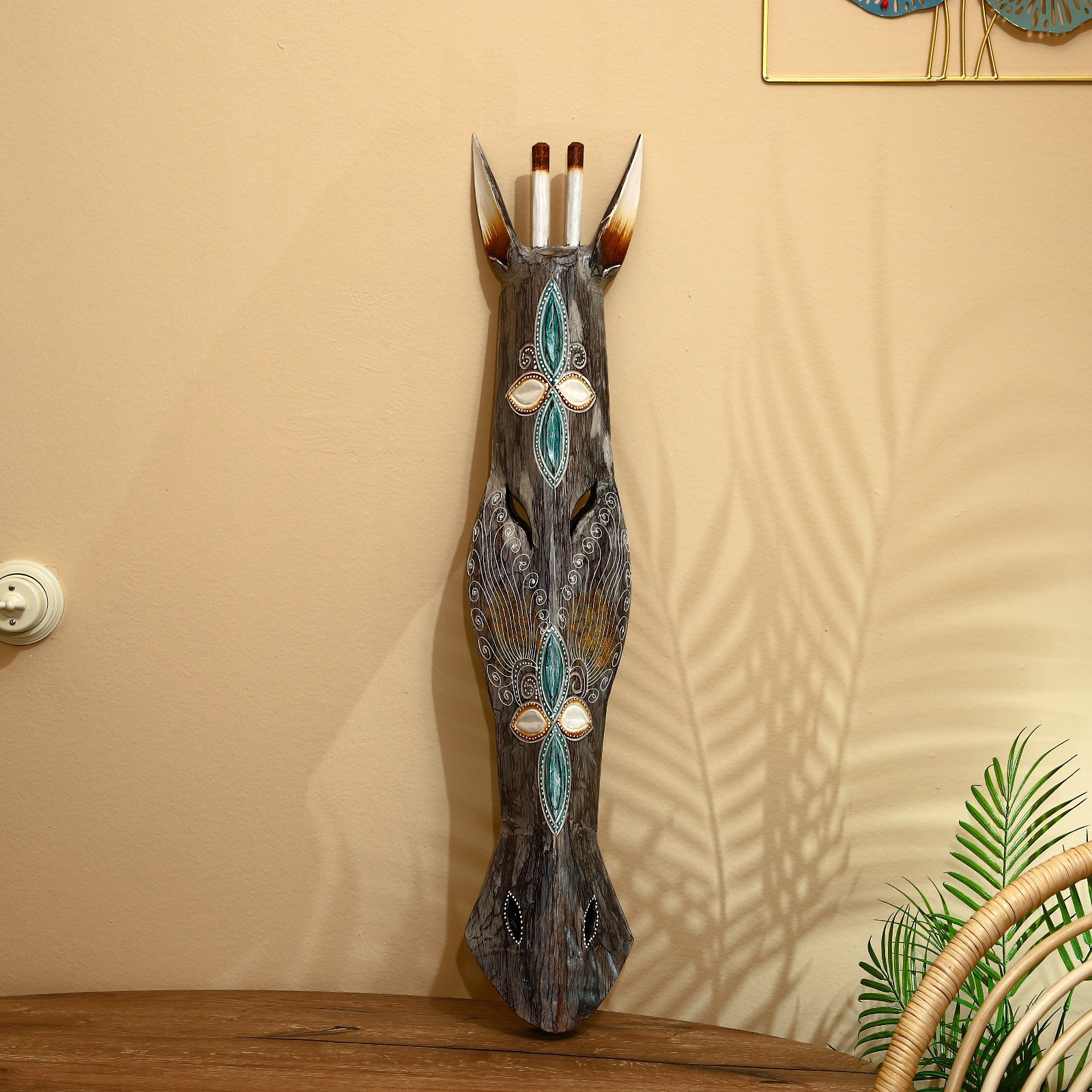 Изображение товара Панно маска интерьерная Жираф с цветами 100 см