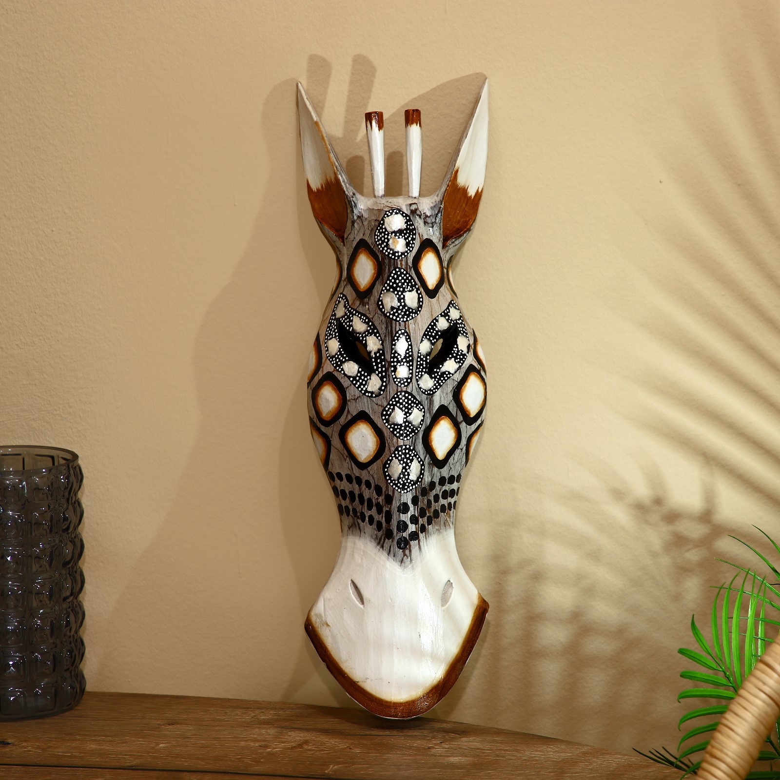Изображение товара Панно маска интерьерная «Жираф» 55 см — ручная работа из дерева