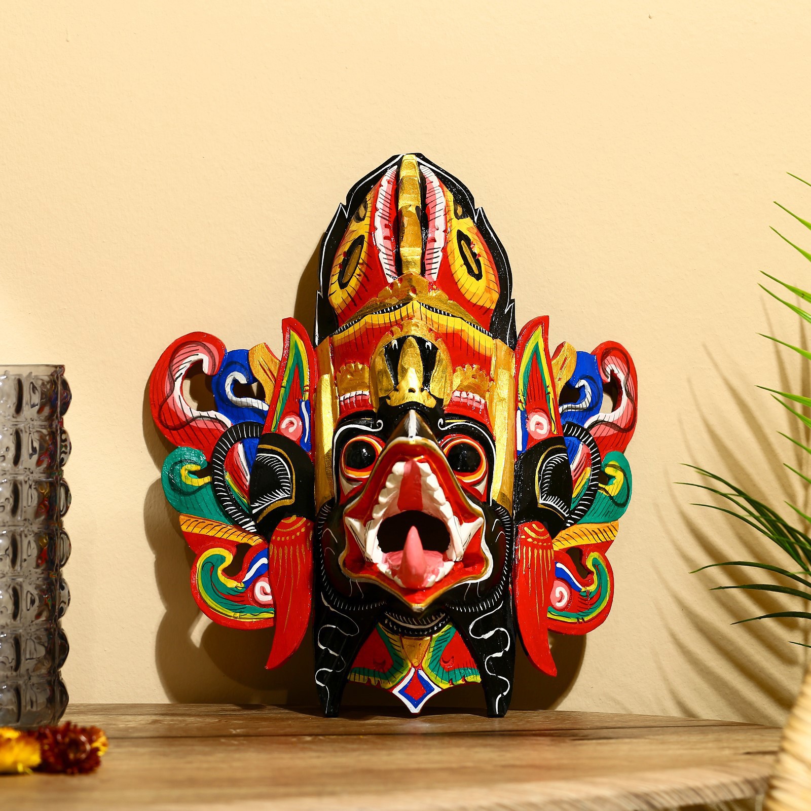 Изображение товара Панно маска интерьерная балийская "Традиционная" яркие цвета 30x15x35 см