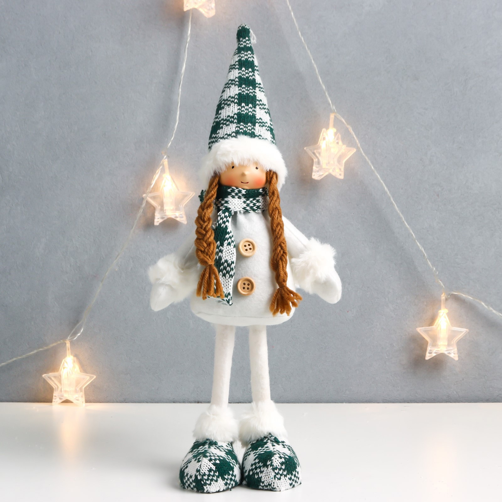 Изображение товара Кукла интерьерная "Ангелочек в белом наряде, клетчатый колпак и шарф" 40x16x7 см