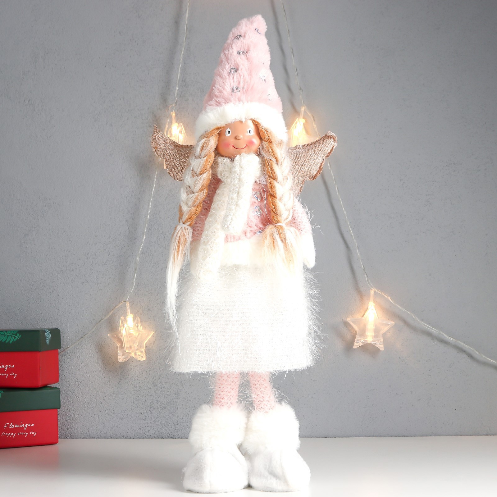 Изображение товара Ангелочек с косичками в бело-розовом 45 см — интерьерная кукла SIMA