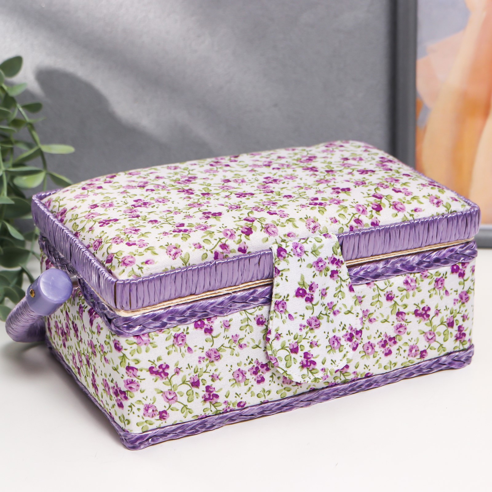 Изображение товара Шкатулка для рукоделия "Сиреневые незабудки" 10x13x19.5 см