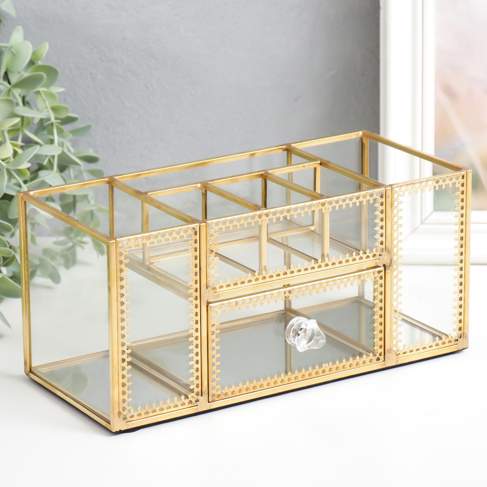 Изображение товара Шкатулка для косметики и украшений с ящичком "Золотой узор" 10.3x10.3x23.3 см