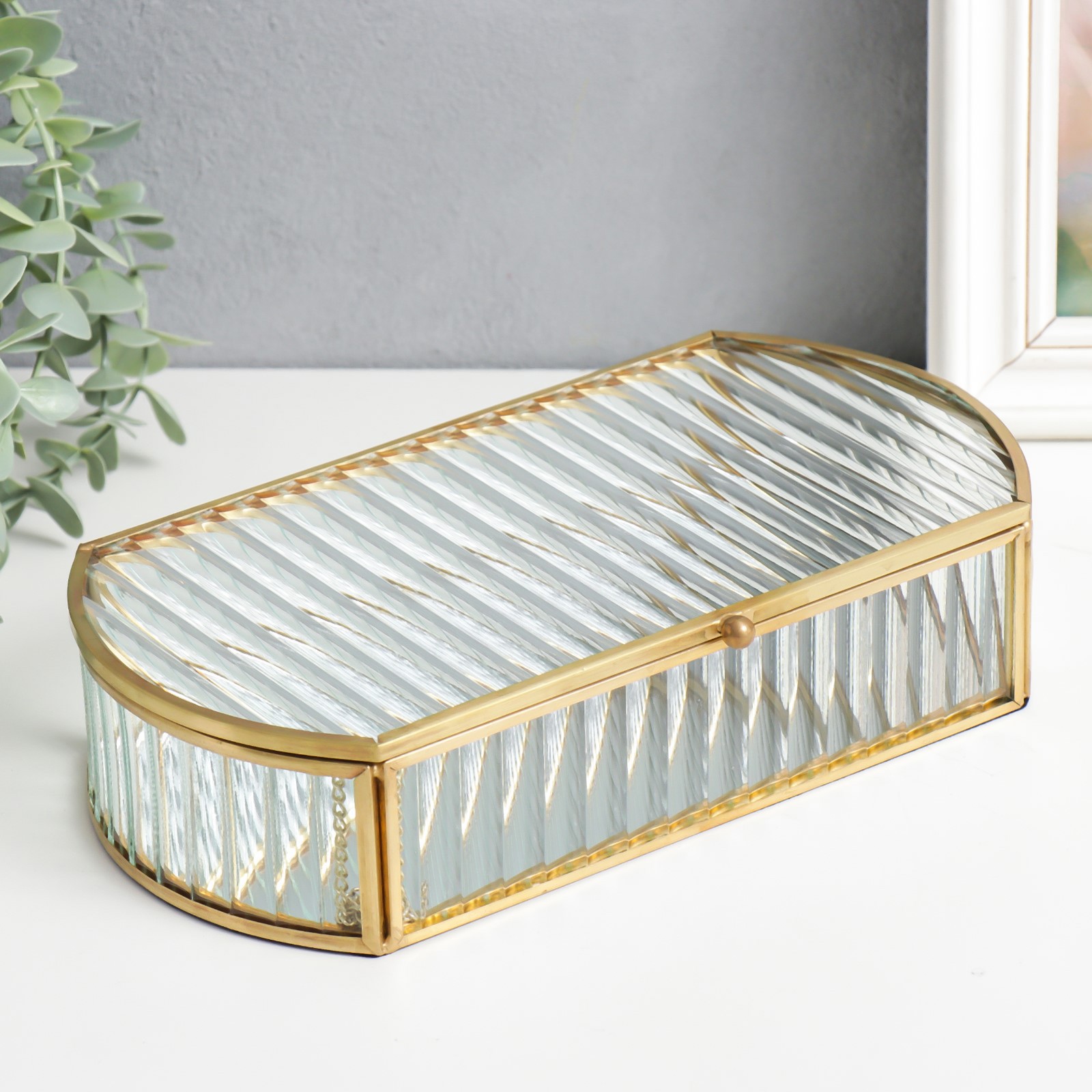 Изображение товара Шкатулка с металлическим каркасом "Волны" золото 5.5x13.5x24.5 см