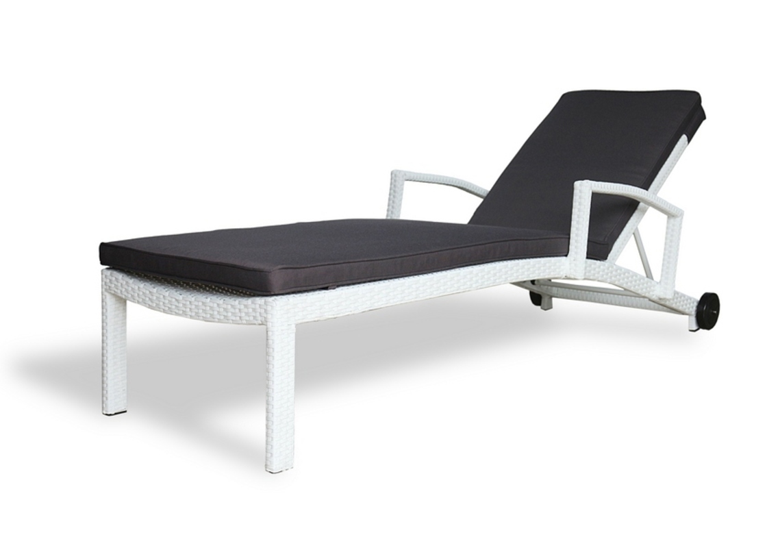Изображение товара ШезЛонг Joygarden MilaNO 191 см х 71.5 см х 30 см ротанг/полиэстер белый