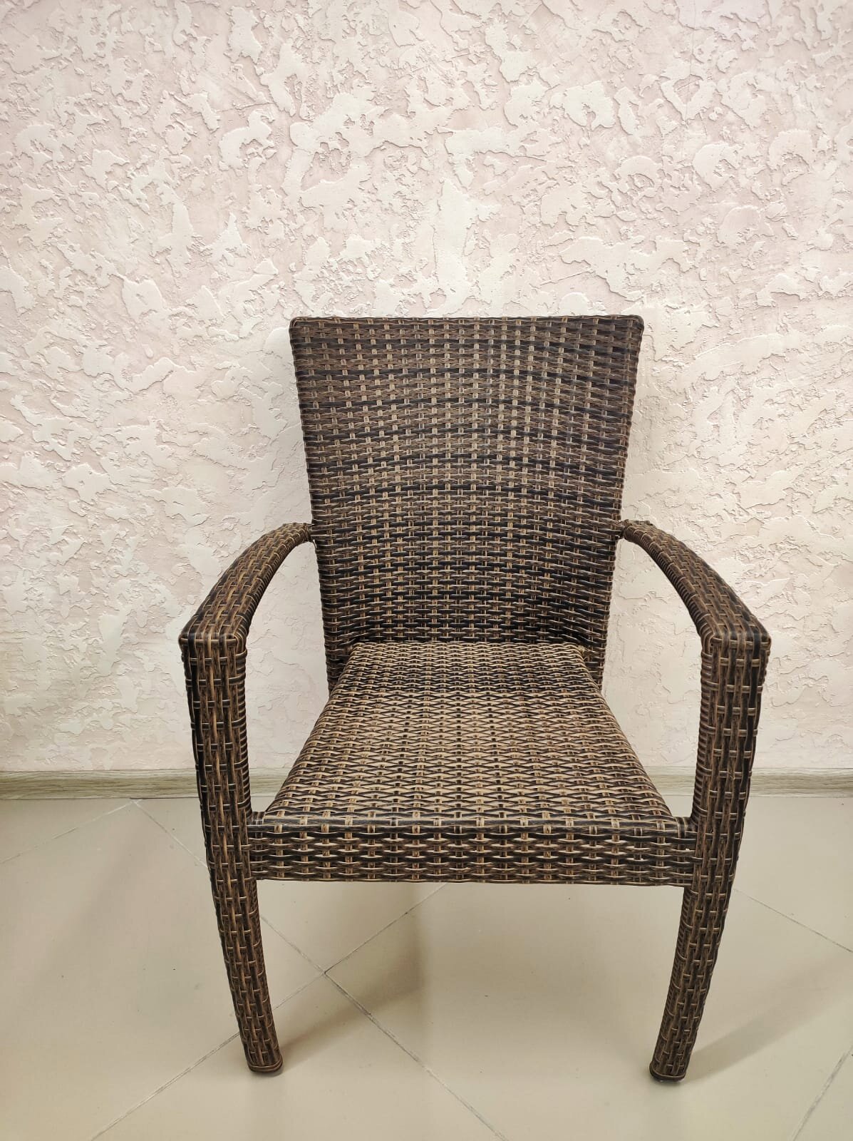 Изображение товара Кресло садовое Лаос из искусственного ротанга, коричневое, Россия