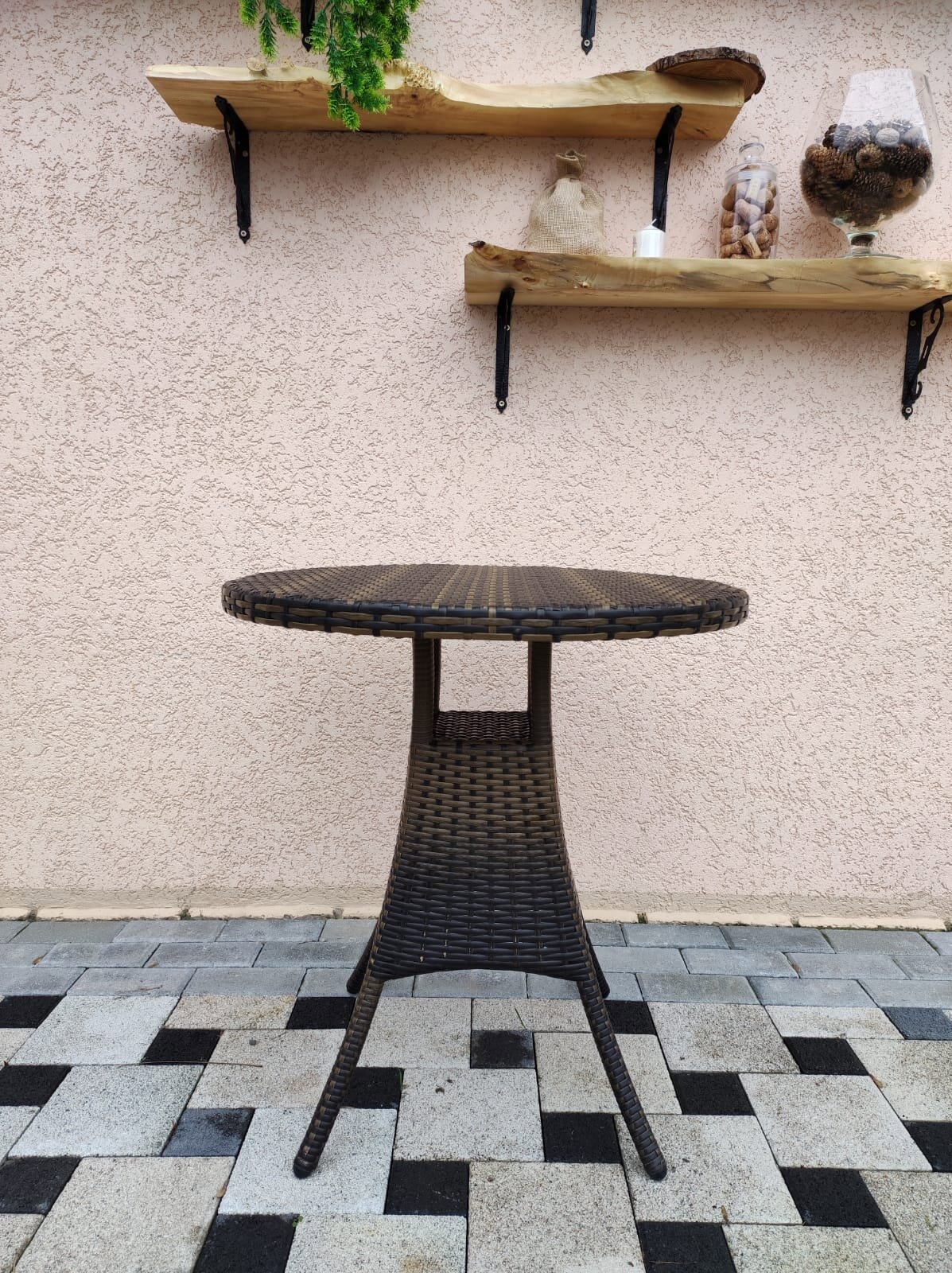 Изображение товара Нераздвижной садовый стол Calamusdon модель Кипр 70x70 см