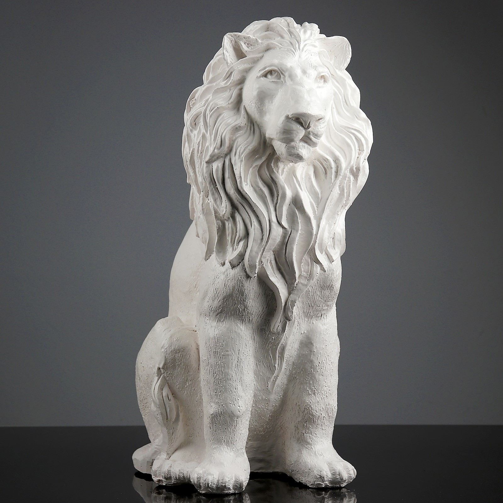 Изображение товара Фигура "Лев сидящий" белая 40x25x56см