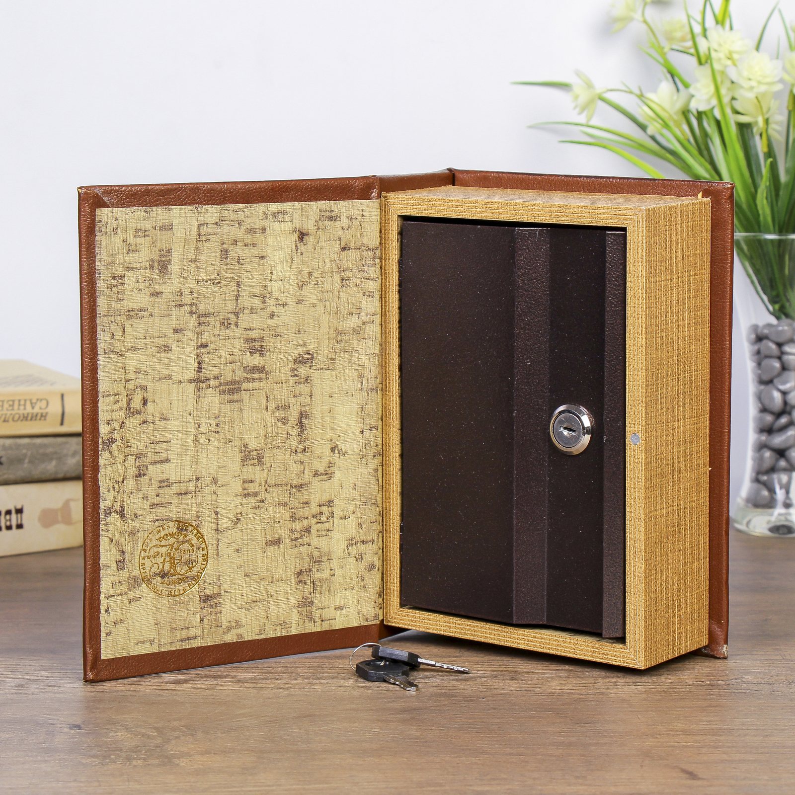 Изображение товара Сейф-книга "Мона Лиза" 7x16x22 см, искусственная кожа, металл