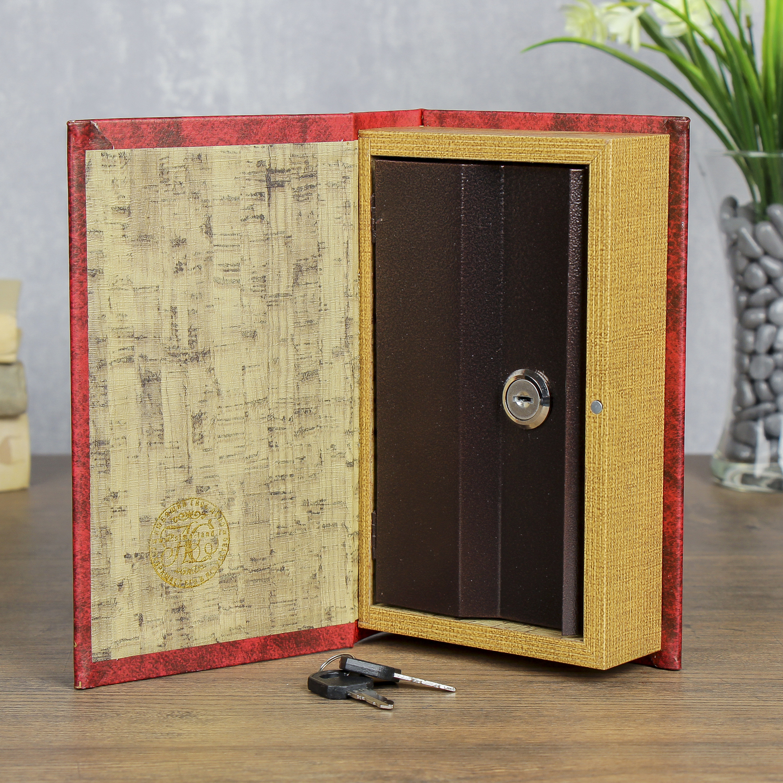 Изображение товара Сейф-книга "Семейные ценности" 5x13x21 см, искусственная кожа, металл