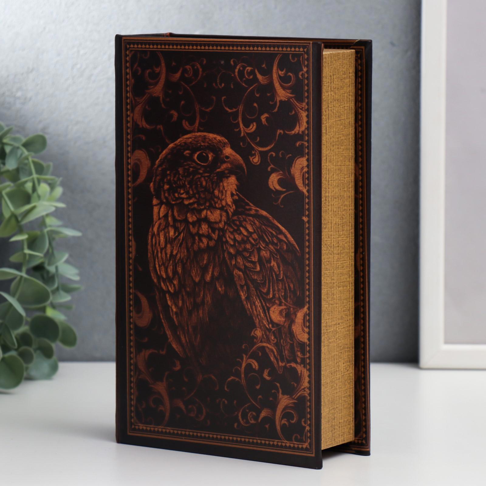 Изображение товара Шкатулка Ястреб Wild nature из дерева и искусственной кожи, запирающаяся с ключами