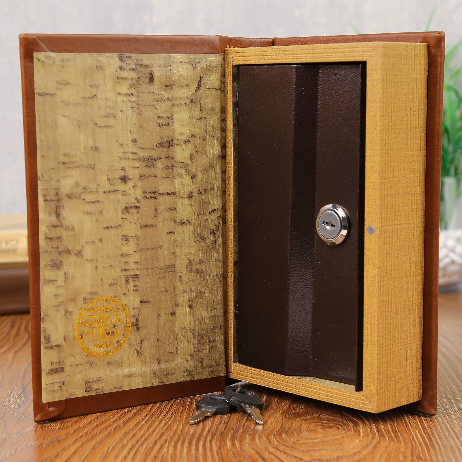 Изображение товара Сейф-книга "Евгений Онегин" 21x13x5 см