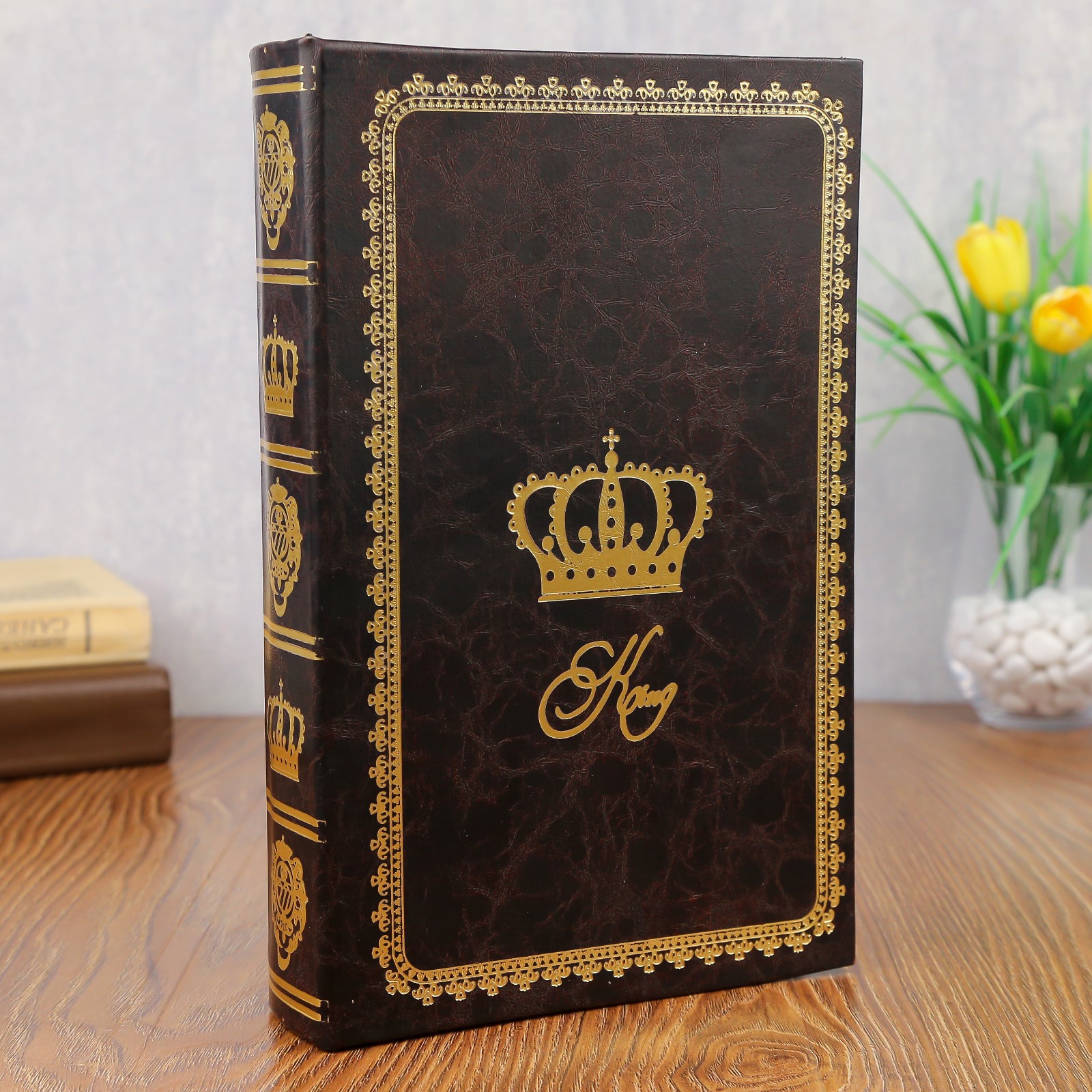 Изображение товара Шкатулка-книга Simaland \"Король\" сейф с ключами 26x17x5 см