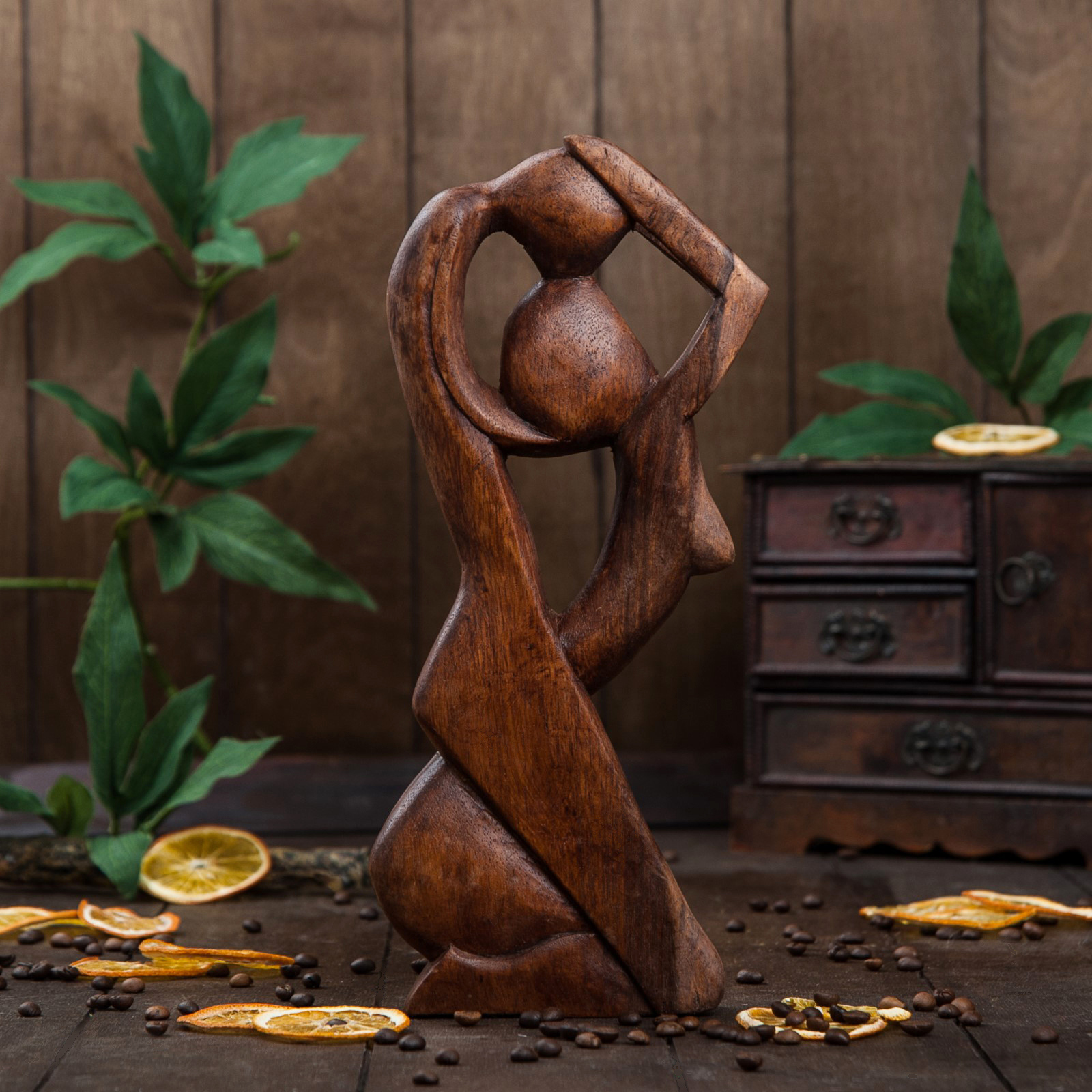 Изображение товара Сувенирная фигура SIMALAND "Пара Наслаждение" — дерево, коричневый 30x15x4 см