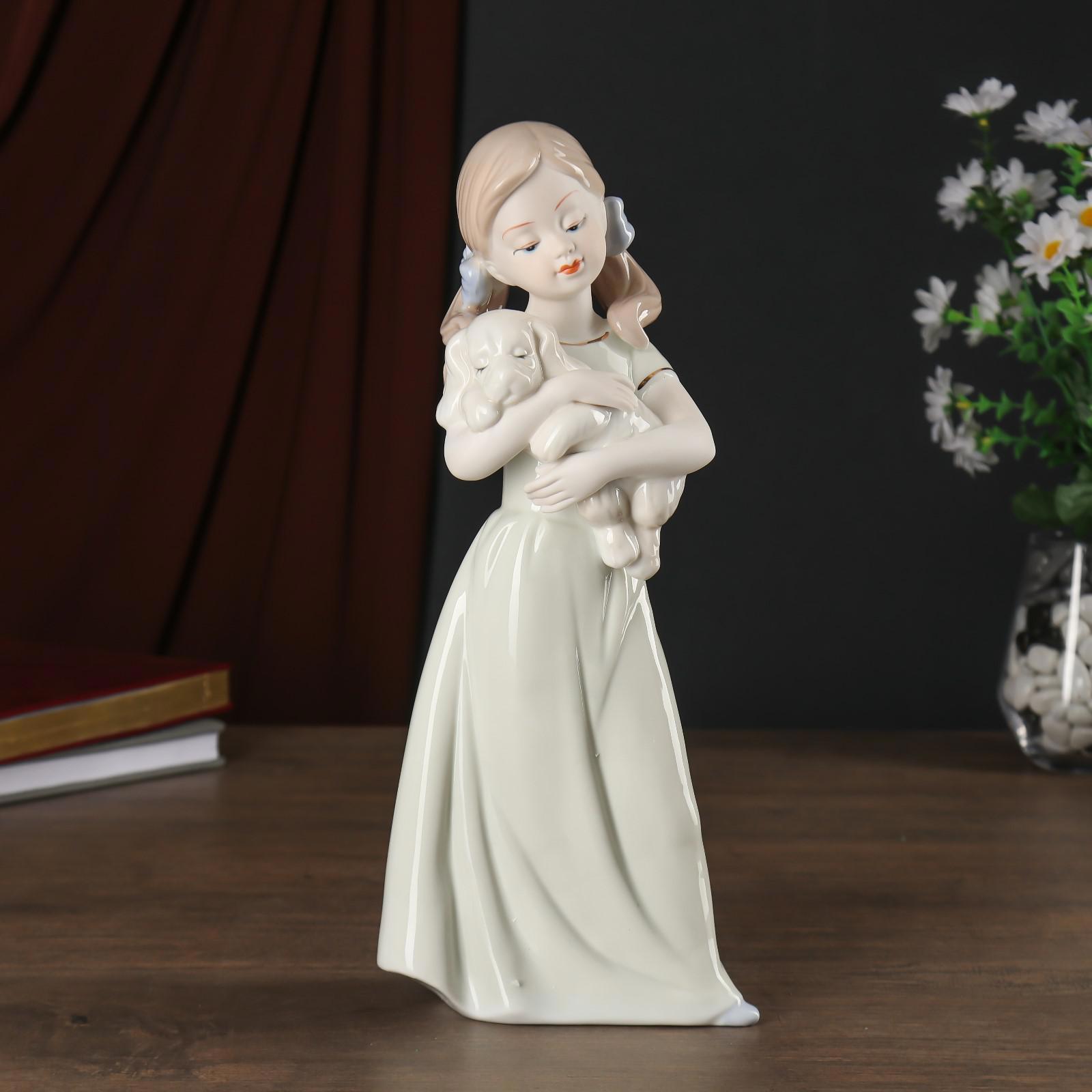 Изображение товара Фигурка сувенирная Simaland Девчушка с щеночком 12x7.5x30 см