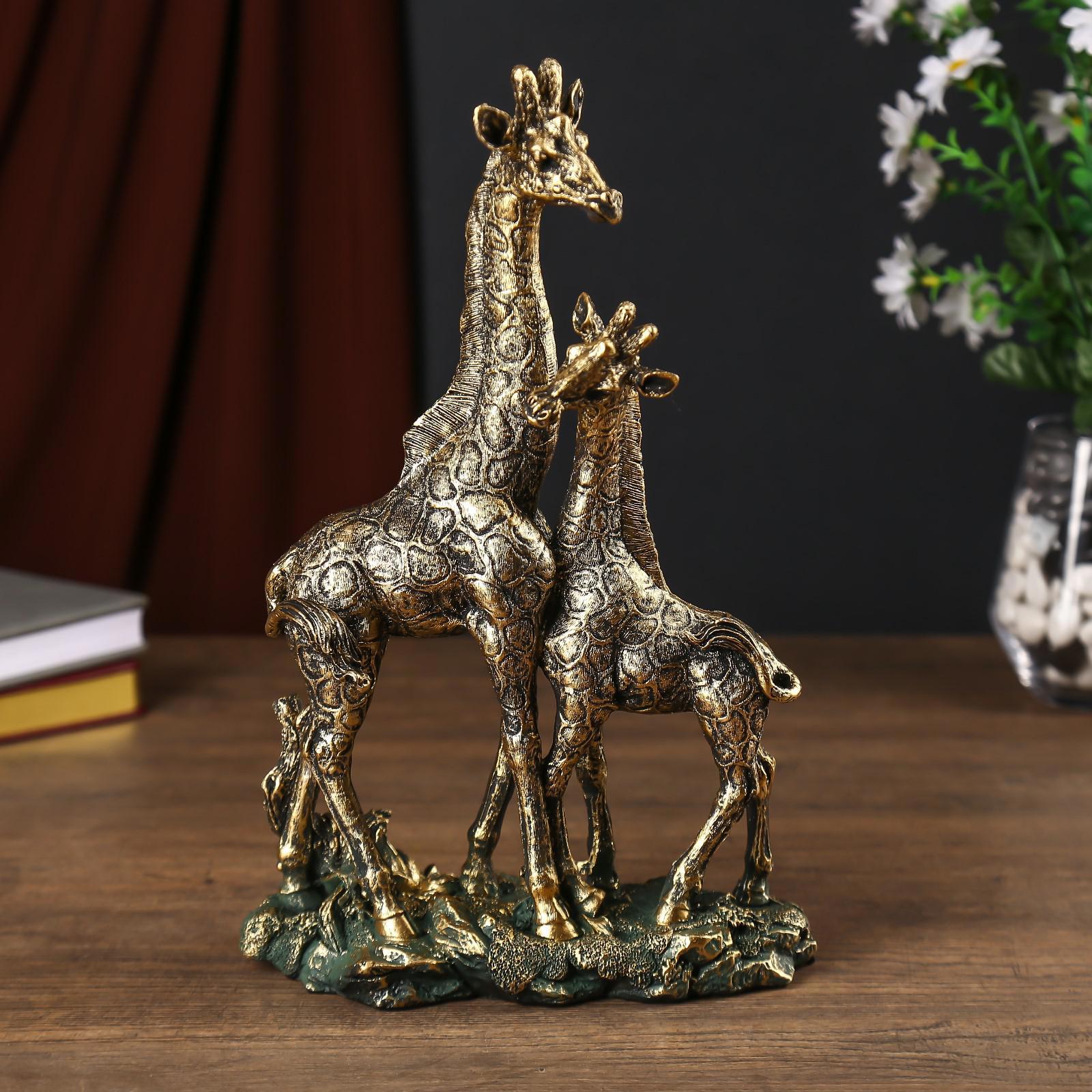 Изображение товара Сувенирная фигурка Жираф с детёнышем SIMALAND