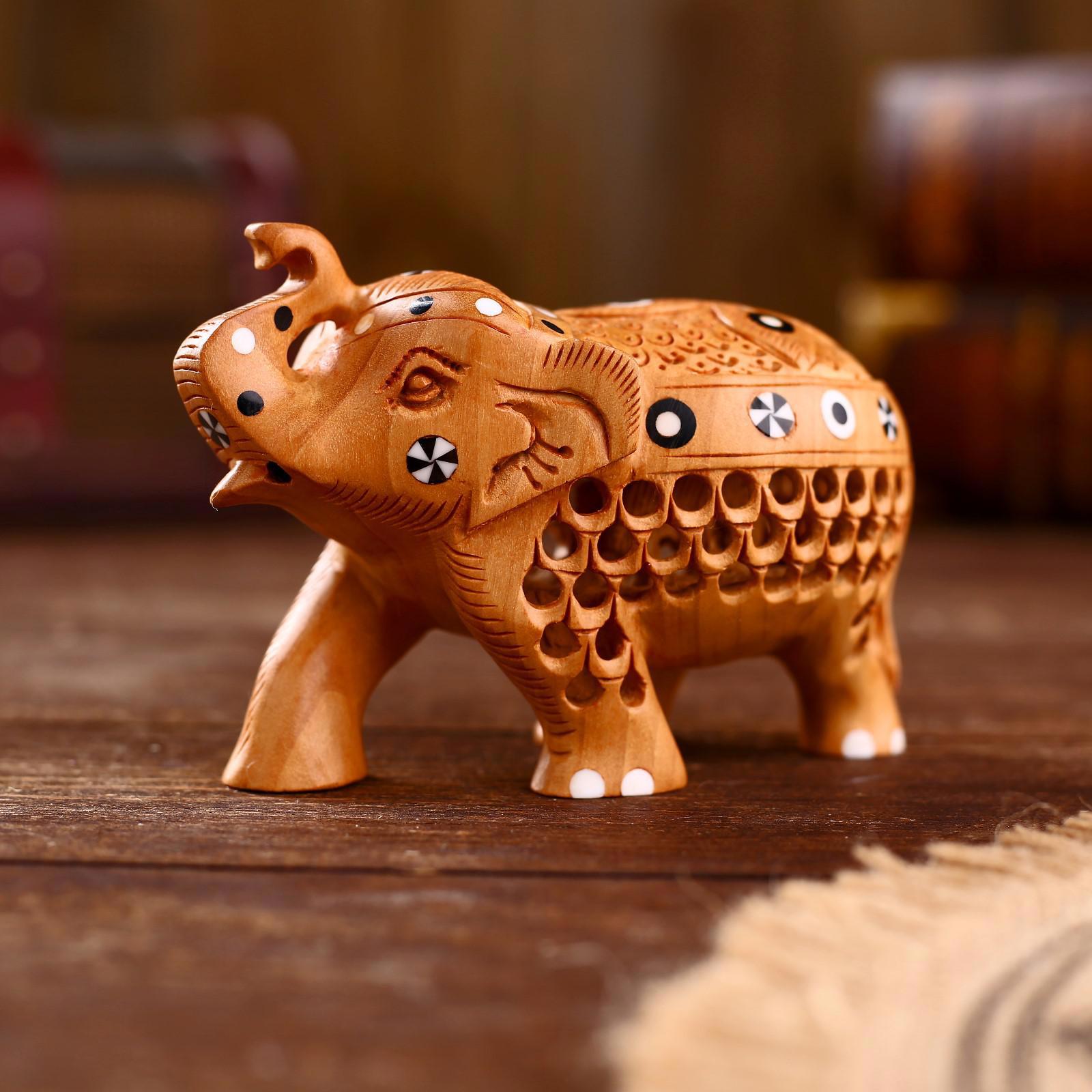 Изображение товара Фигурка сувенирная Simaland "Слон резной светлый" 7.5x11x7 см