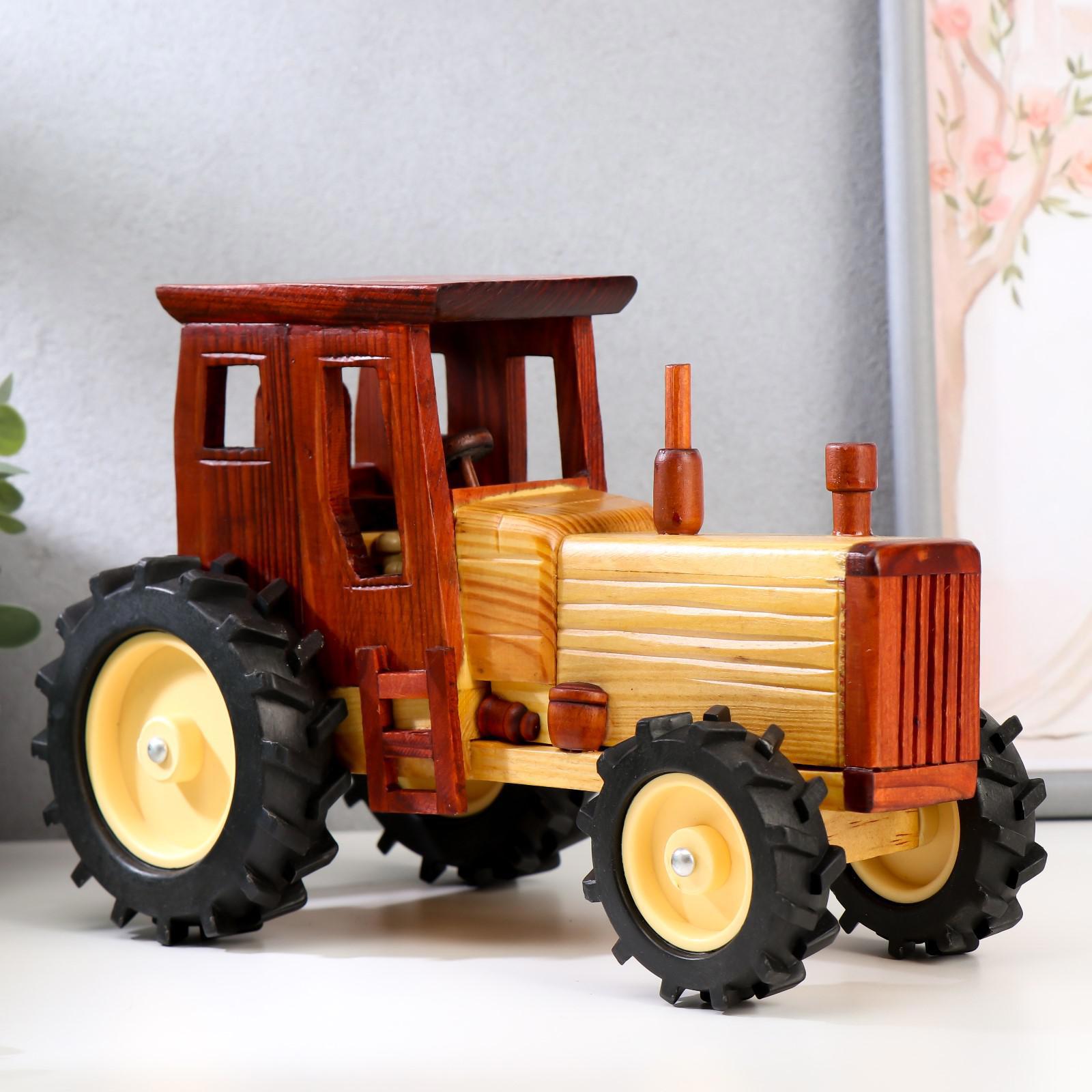 Изображение товара Фигурка сувенирная Simaland Деревенский трактор 16x11.5x25 см