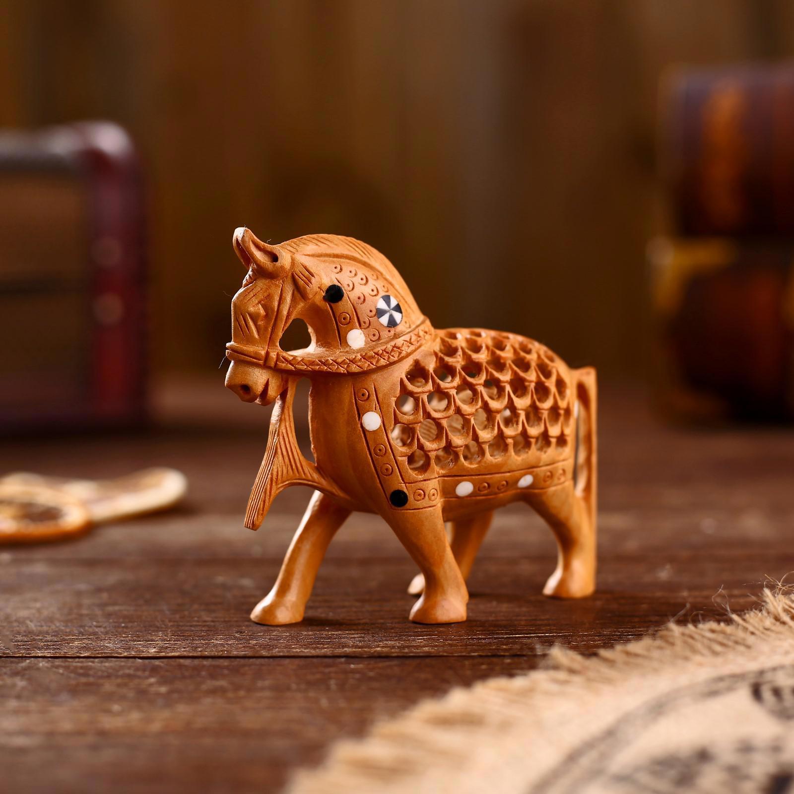 Изображение товара Фигурка сувенирная Simaland "Конь резной" 8x4x9 см