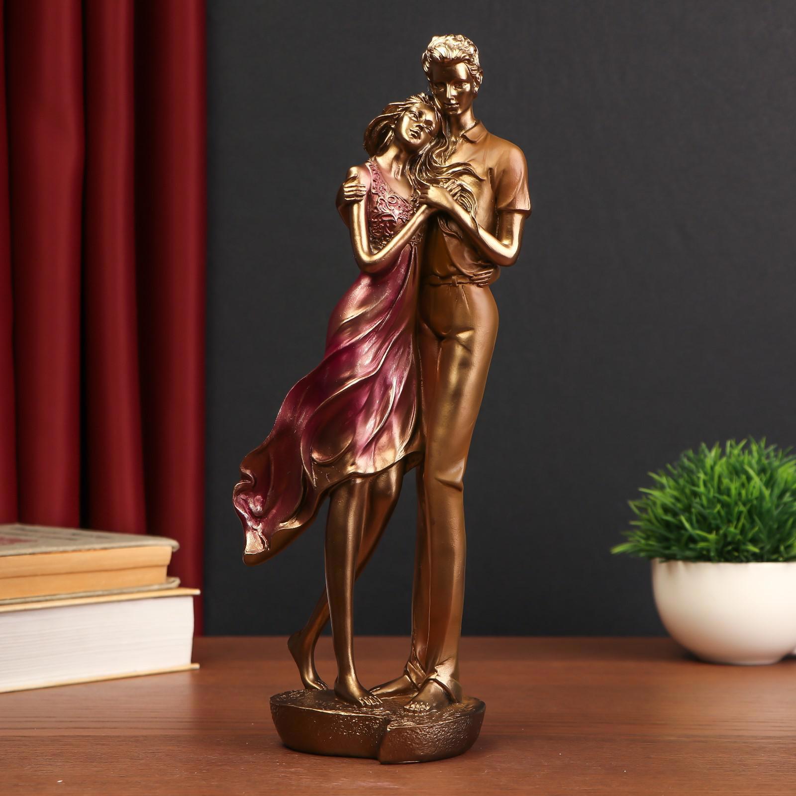 Изображение товара Объятия влюблённых — декоративная фигура SIMALAND, разноцветная, 32,5 см