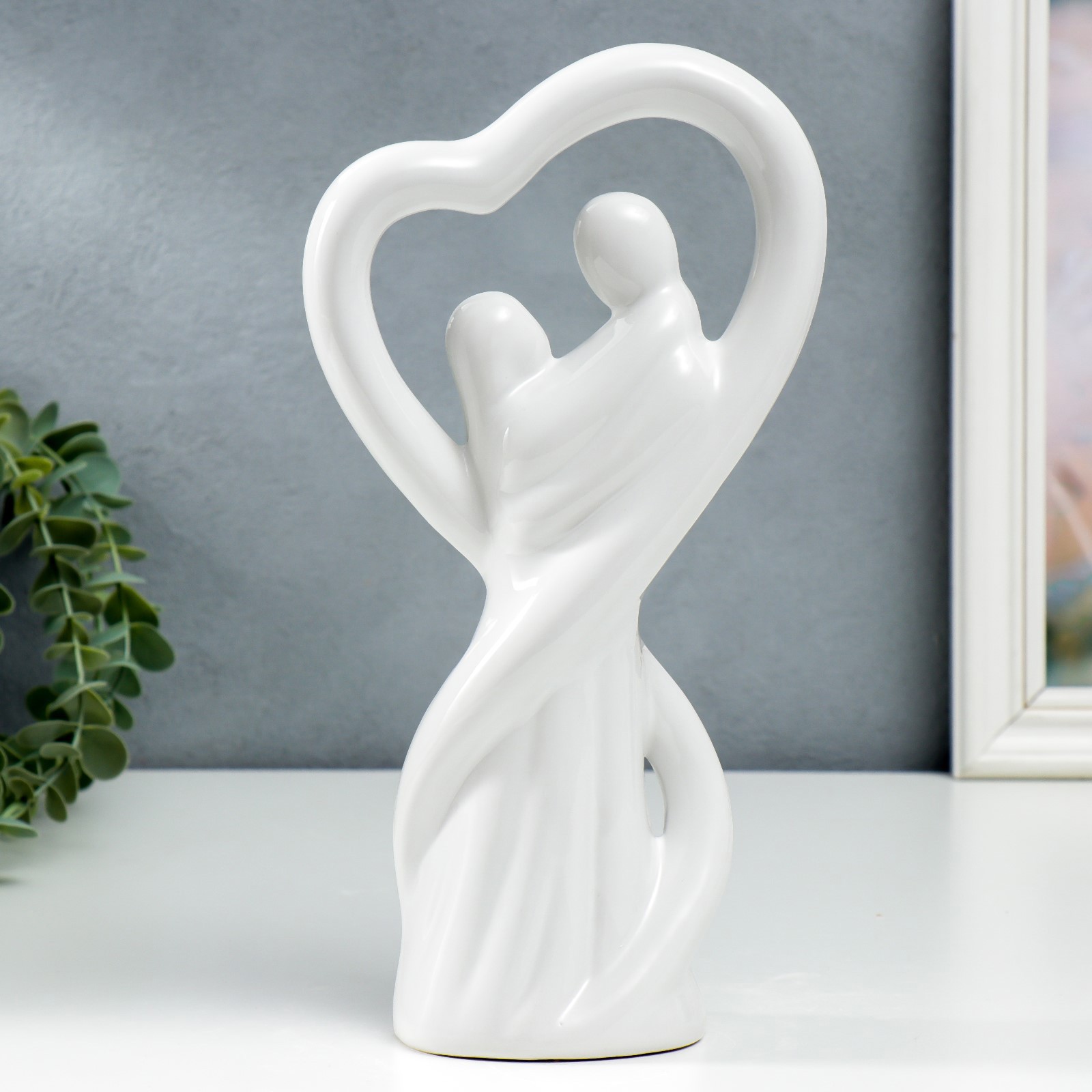 Изображение товара Сувенир Simaland "Абстракция Объятия в сердце" белый 26.5x13.5 см