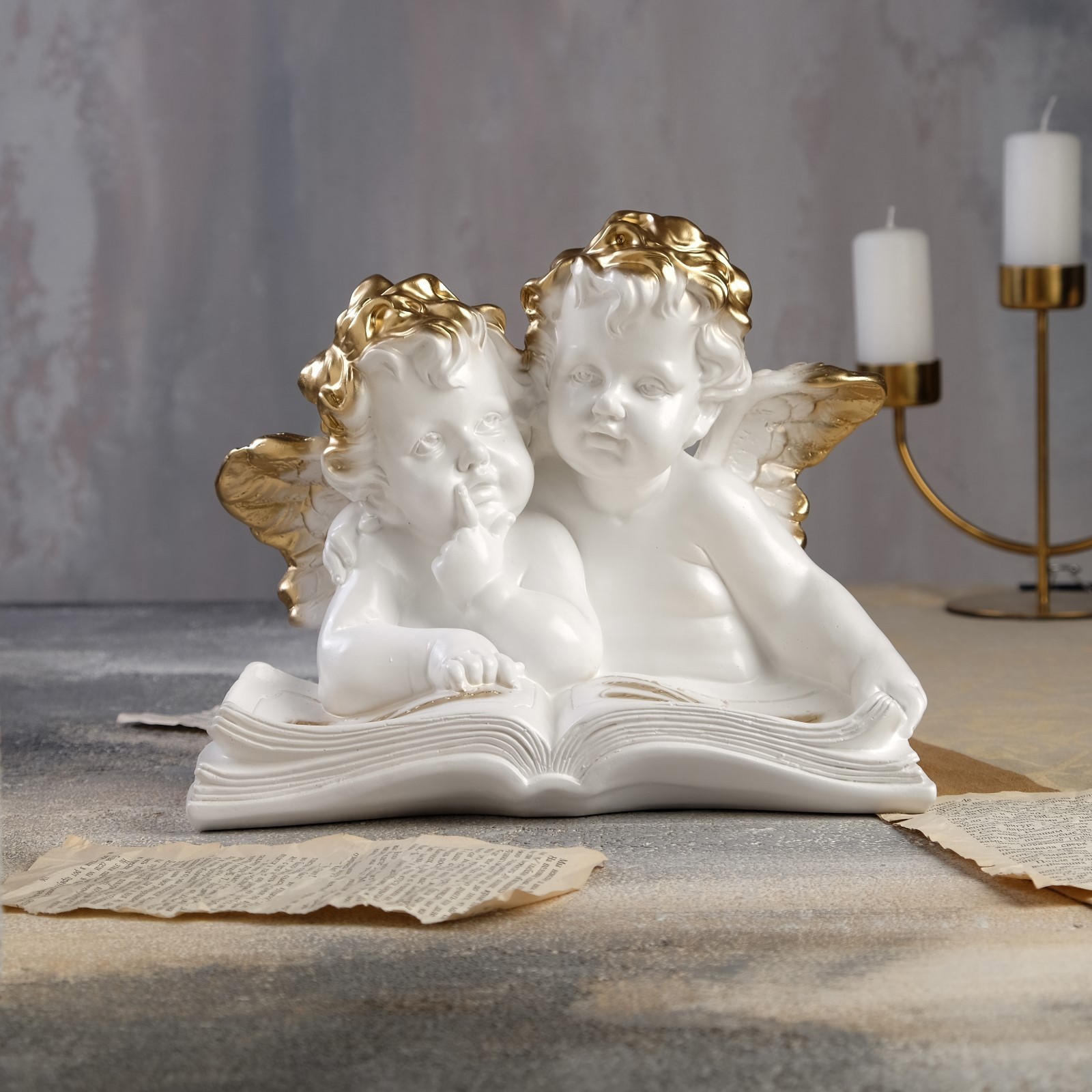 Изображение товара Статуэтка "Ангелы пара с книгой" золотистый декор, 22 см
