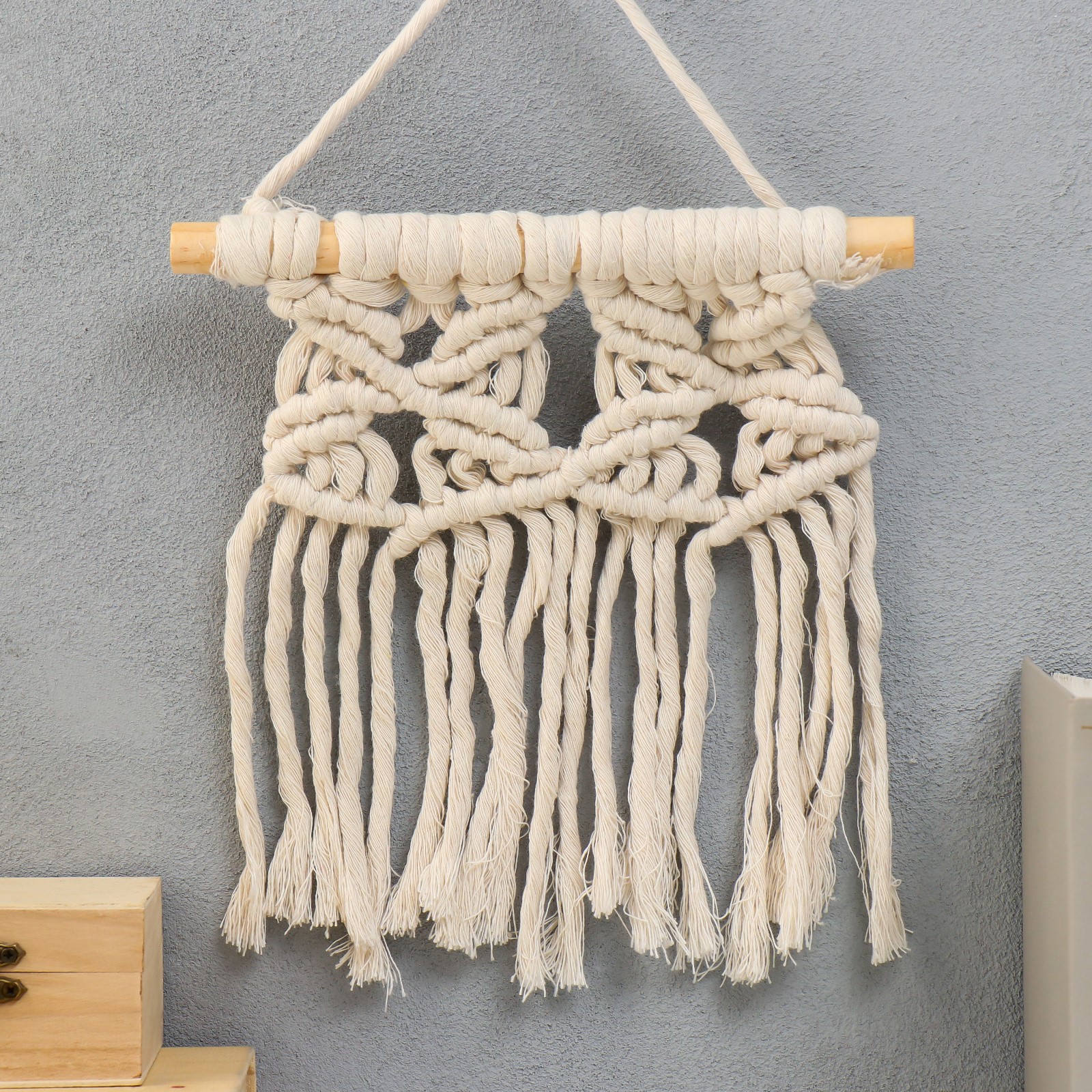 Изображение товара Панно макраме Анника 36x20 см — натуральное декоративное изделие