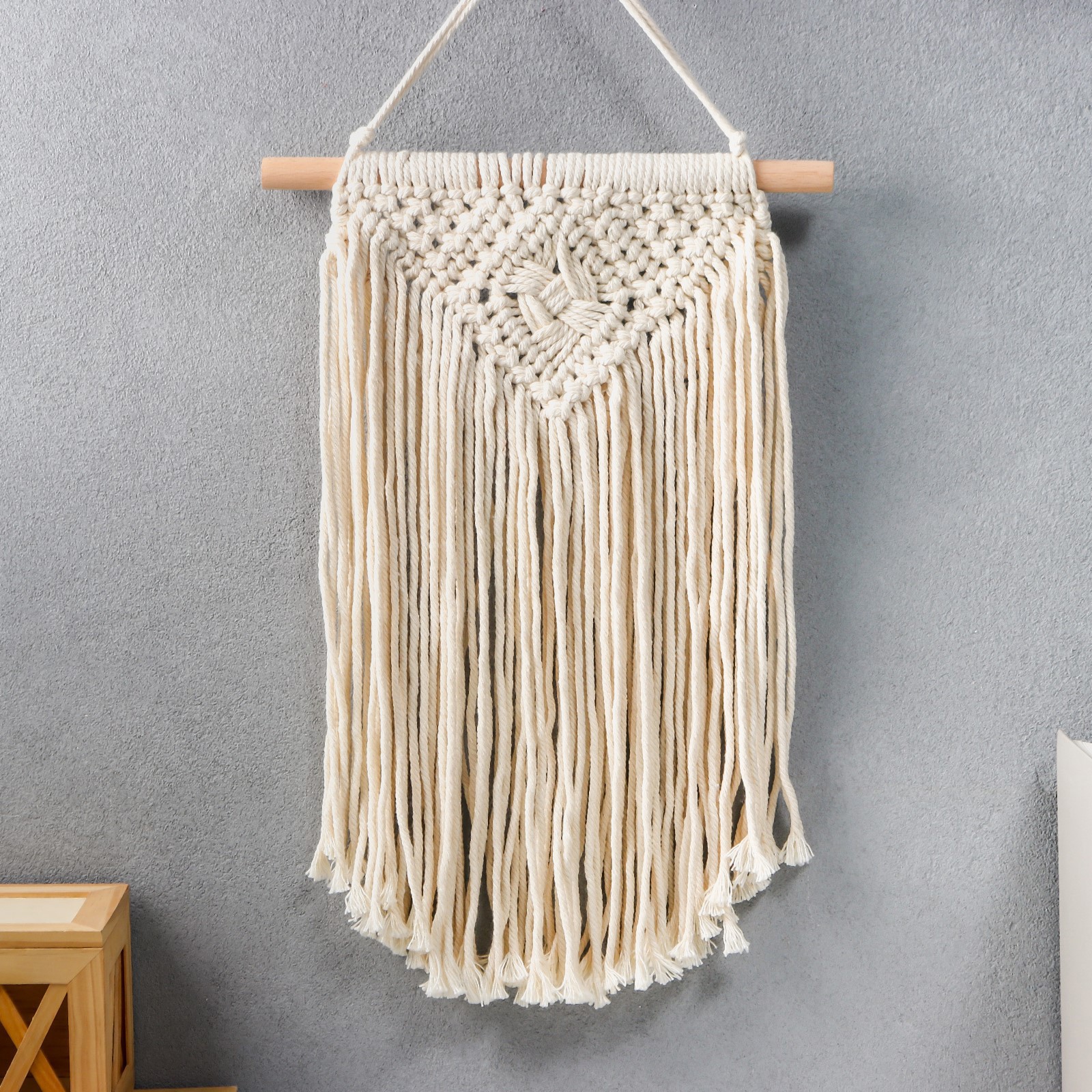 Изображение товара Панно настенное в технике макраме "Вязаная вуаль" натуральный 40x25 см