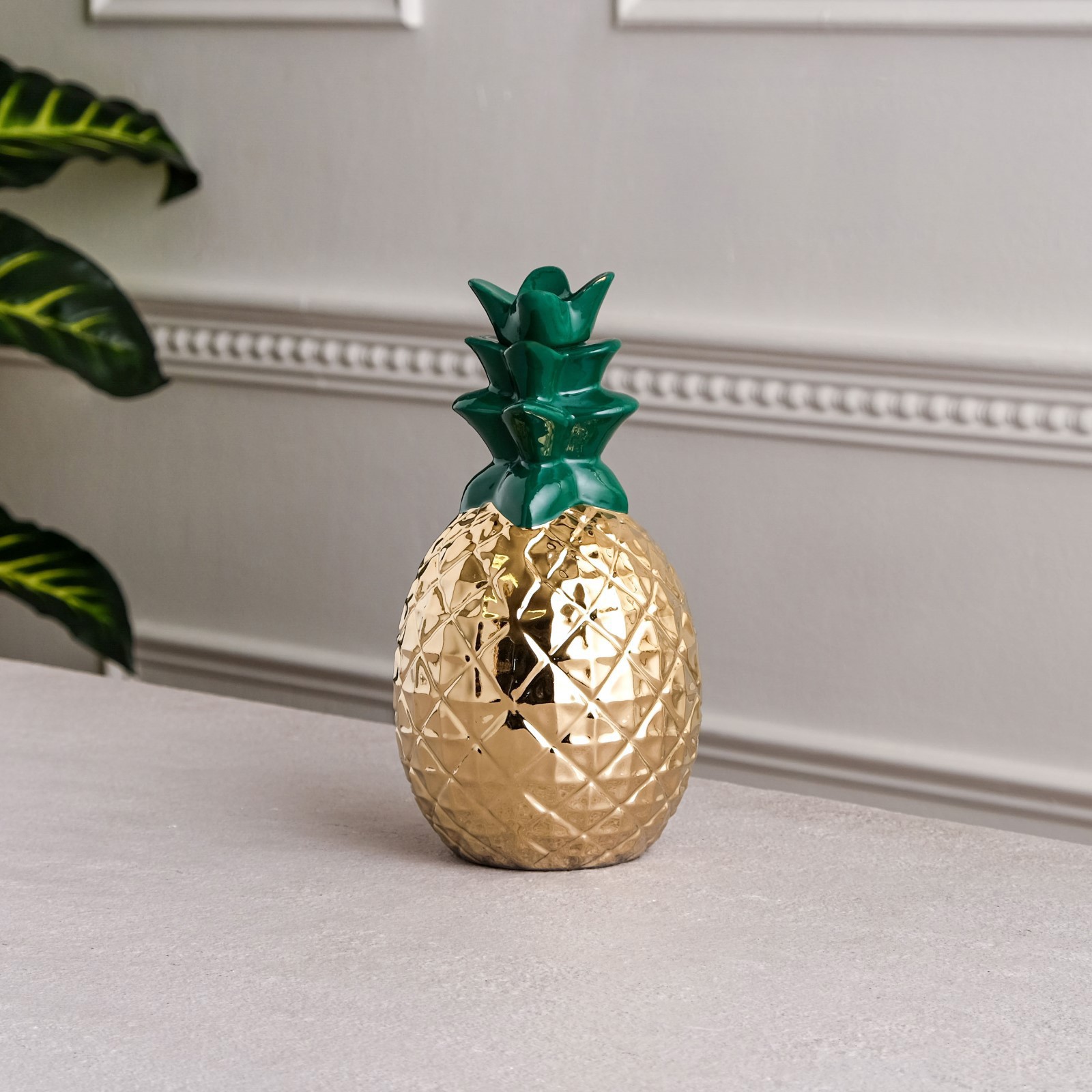 Изображение товара Копилка "Ананас" зелено-золотая, керамика, 25 см