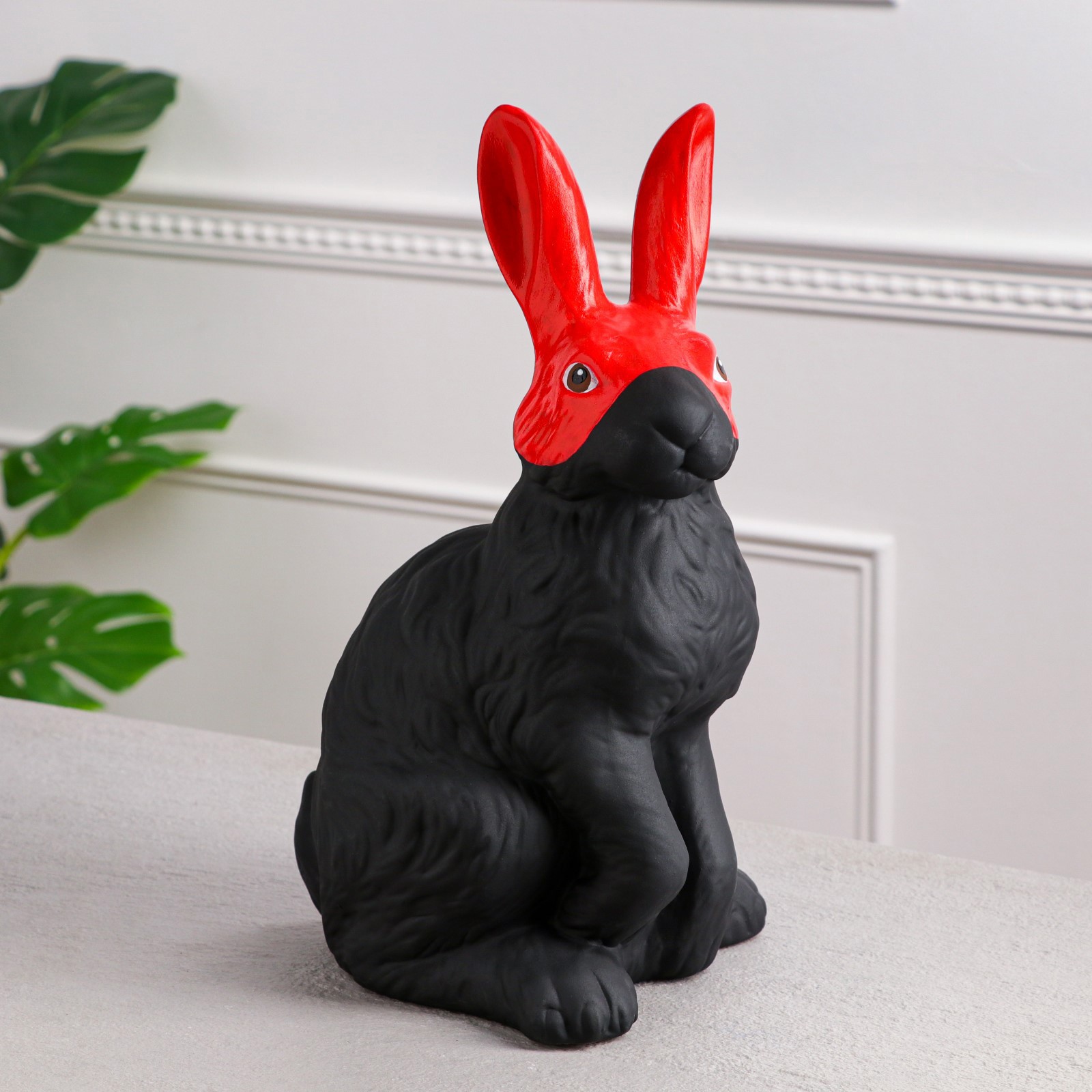 Изображение товара Копилка "Зайчик в красной маске" красная, керамика, 40 см
