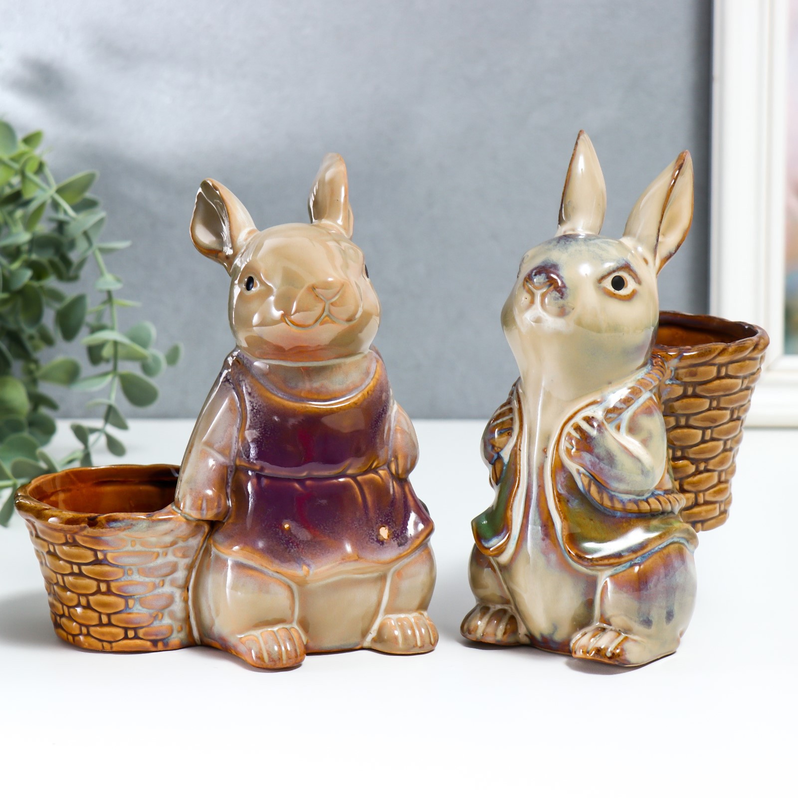 Изображение товара Подставка интерьерная Зайчики с корзинами набор 2 шт 15.5x9x14 16.5x8x12 см