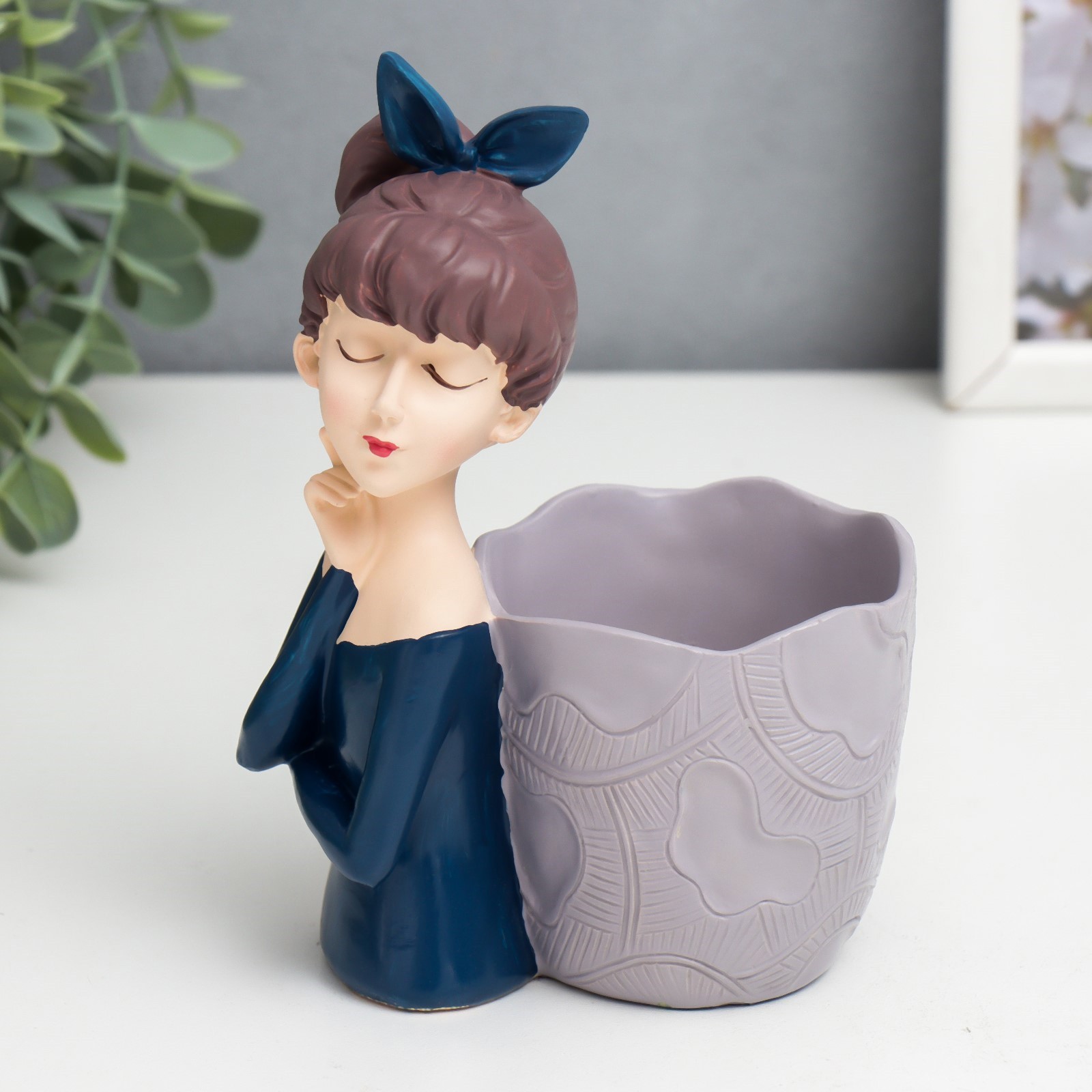 Изображение товара Подставка интерьерная "Девочка с хВостиком - задумчивость" 16x8x12 см