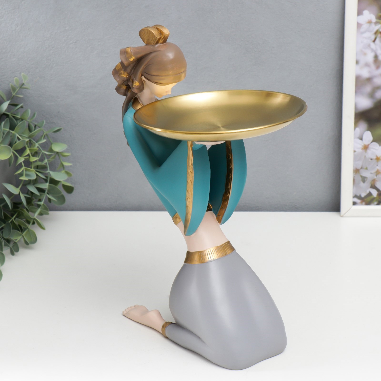 Изображение товара Подставка интерьерная "Девушка в африканском наряде" бежево-голубой 35x12x23 см