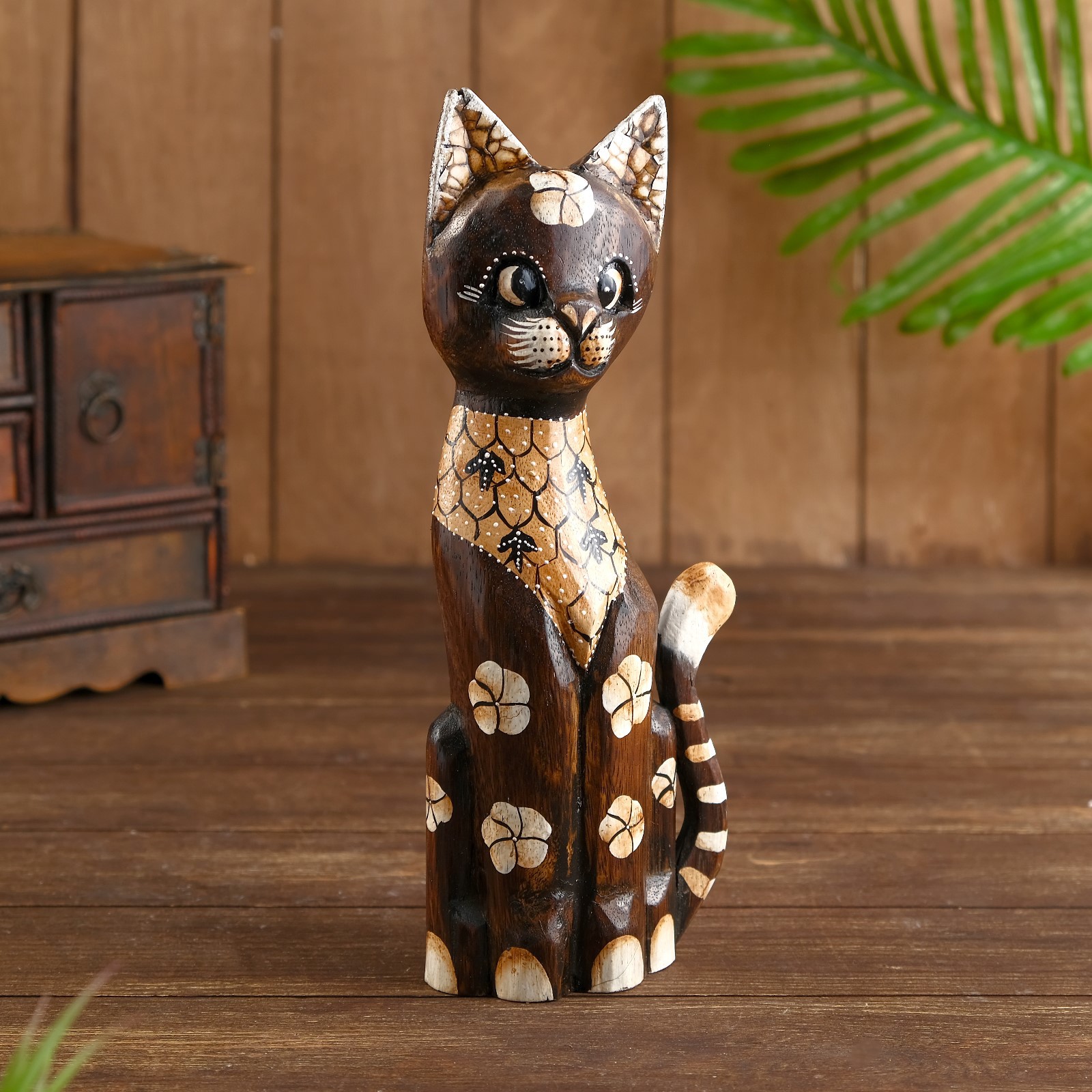 Изображение товара Сувенир интерьерный "Кошка цветочки на лапках" высота 30 см