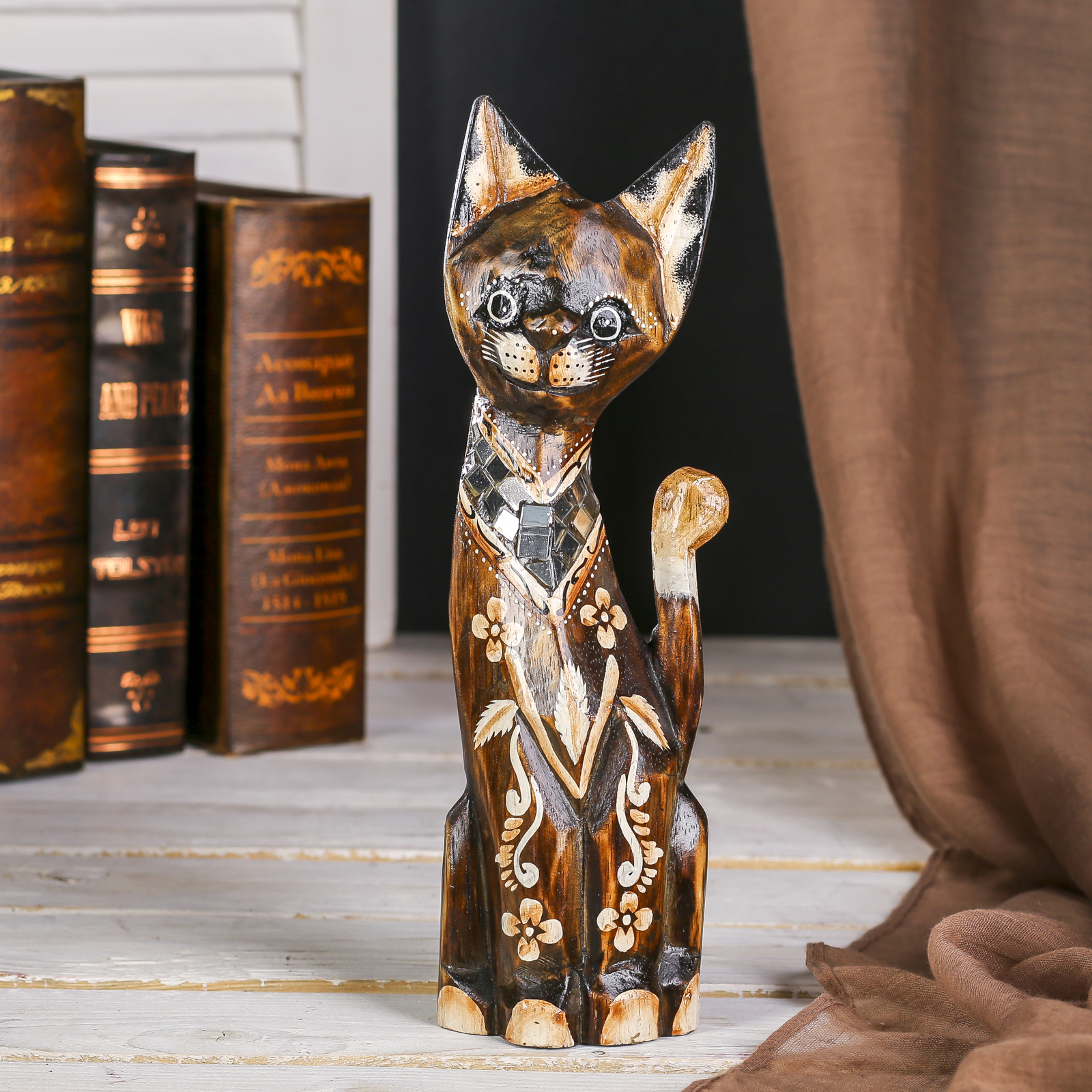 Изображение товара Сувенир интерьерный "Кошка в зеркальном ошейнике" высота 30 см