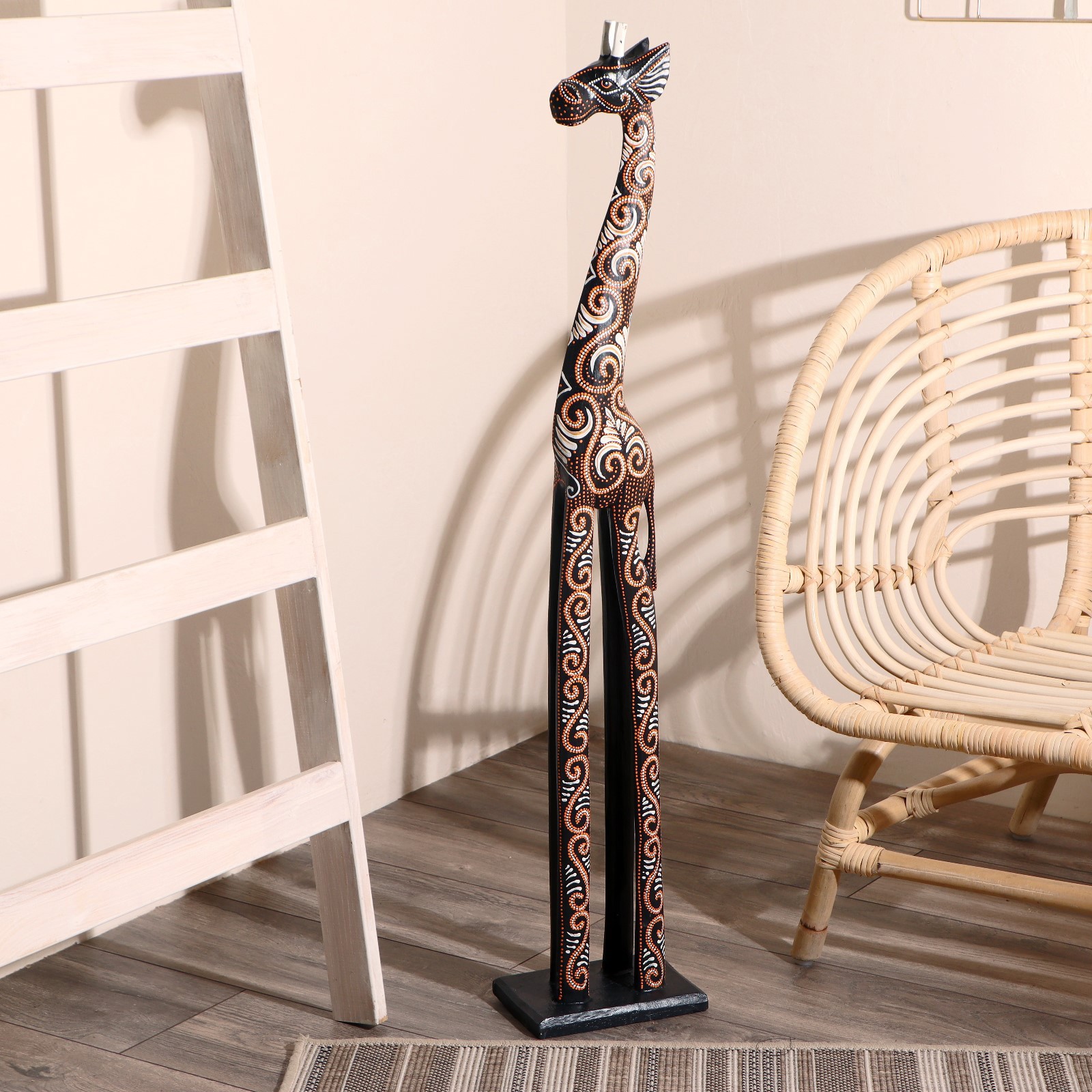 Изображение товара Сувенир интерьерный "Жираф узорные завитки" 100x18x11 см