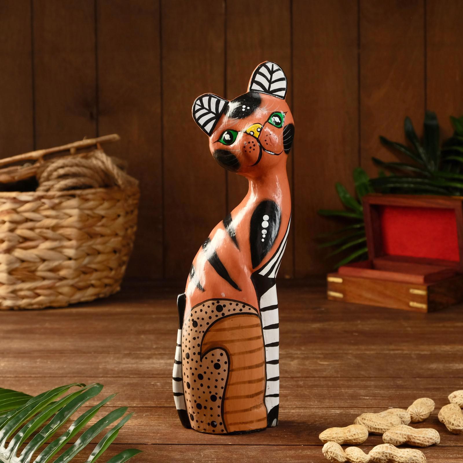 Изображение товара Кошка коричневая с круглыми ушками — декоративная фигура из дерева