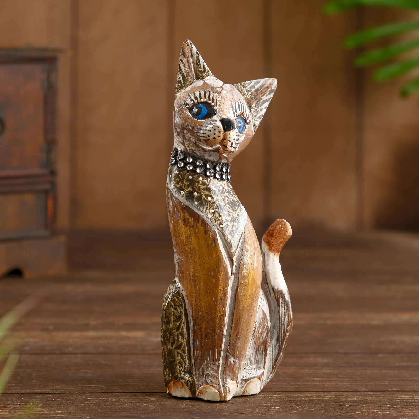 Изображение товара Декоративная фигура SIMALAND Кошка в ошейнике хитрый взгляд