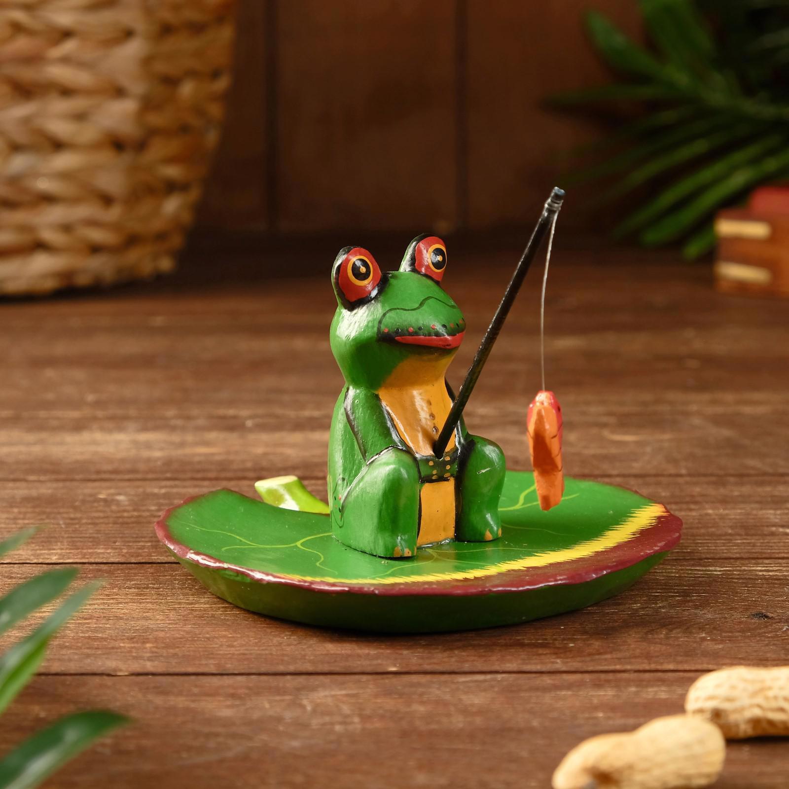 Изображение товара Сувенир интерьерный "Лягушка на листе" дерево 10x9x10 см