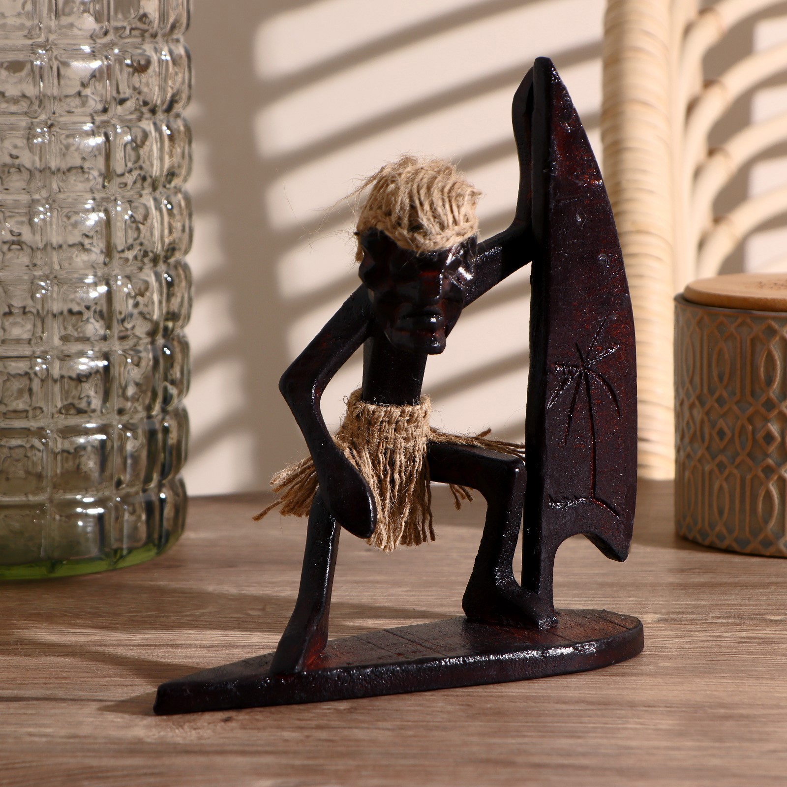 Изображение товара Сувенир интерьерный "Абориген на парусной доске" высота 19 см