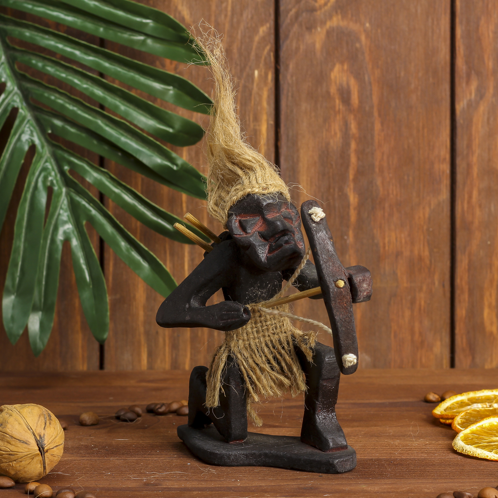 Изображение товара Абориген-лучник — интерьерный сувенир из дерева, 19 см