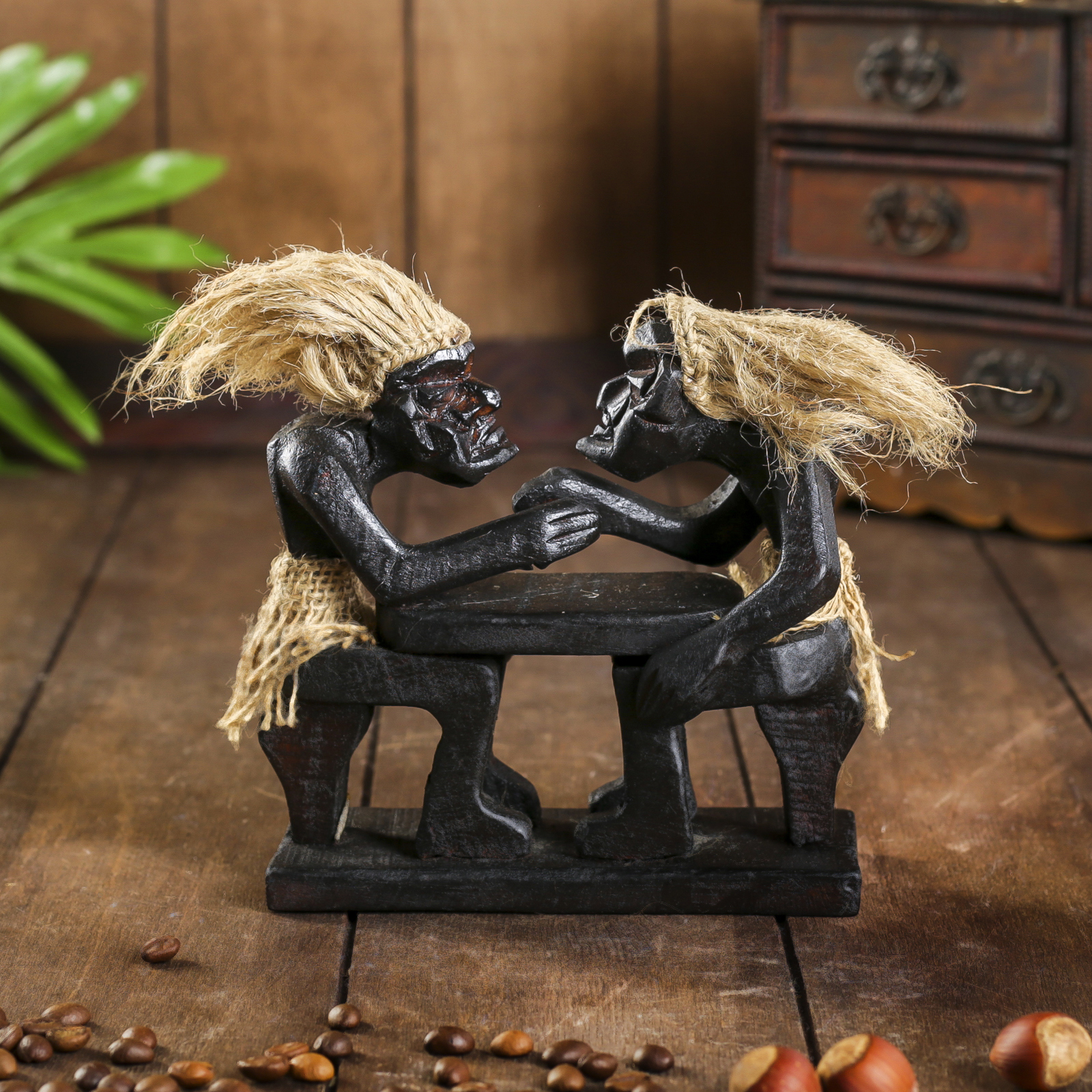 Изображение товара Сувенир интерьерный "Аборигены и армреслинг" высота 19 см