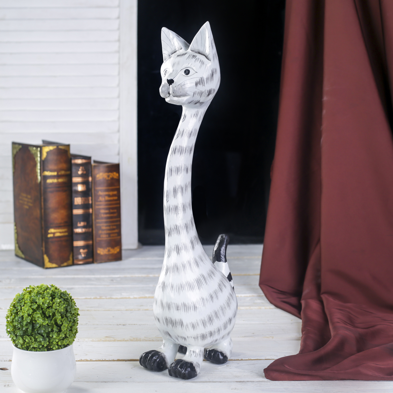 Изображение товара Сувенир интерьерный "Кошечка с длинной шеей полосатая" 10x15x50 см