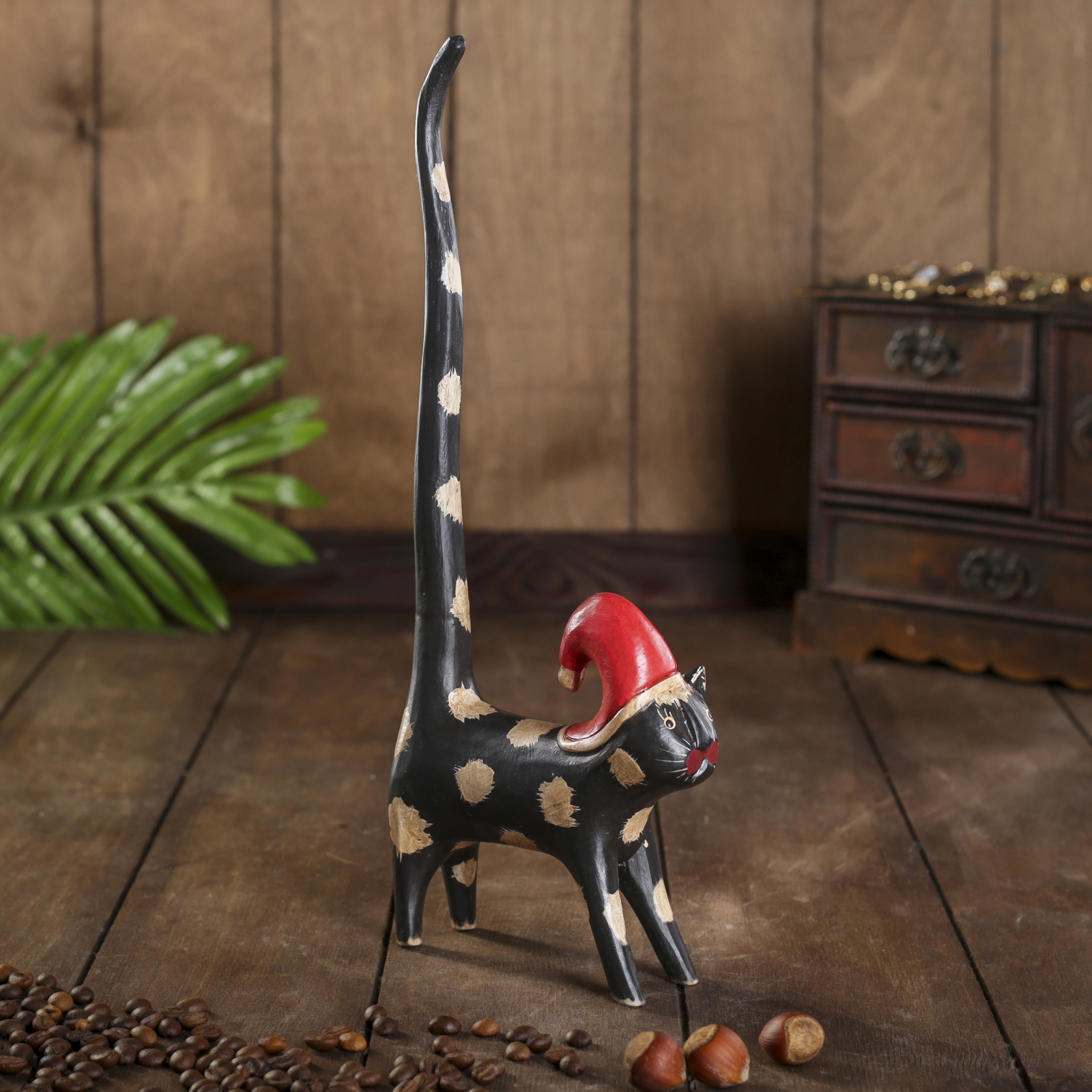 Изображение товара Сувенир интерьерный "Кошка под кольца черная с колпаком" 13x4x32 см