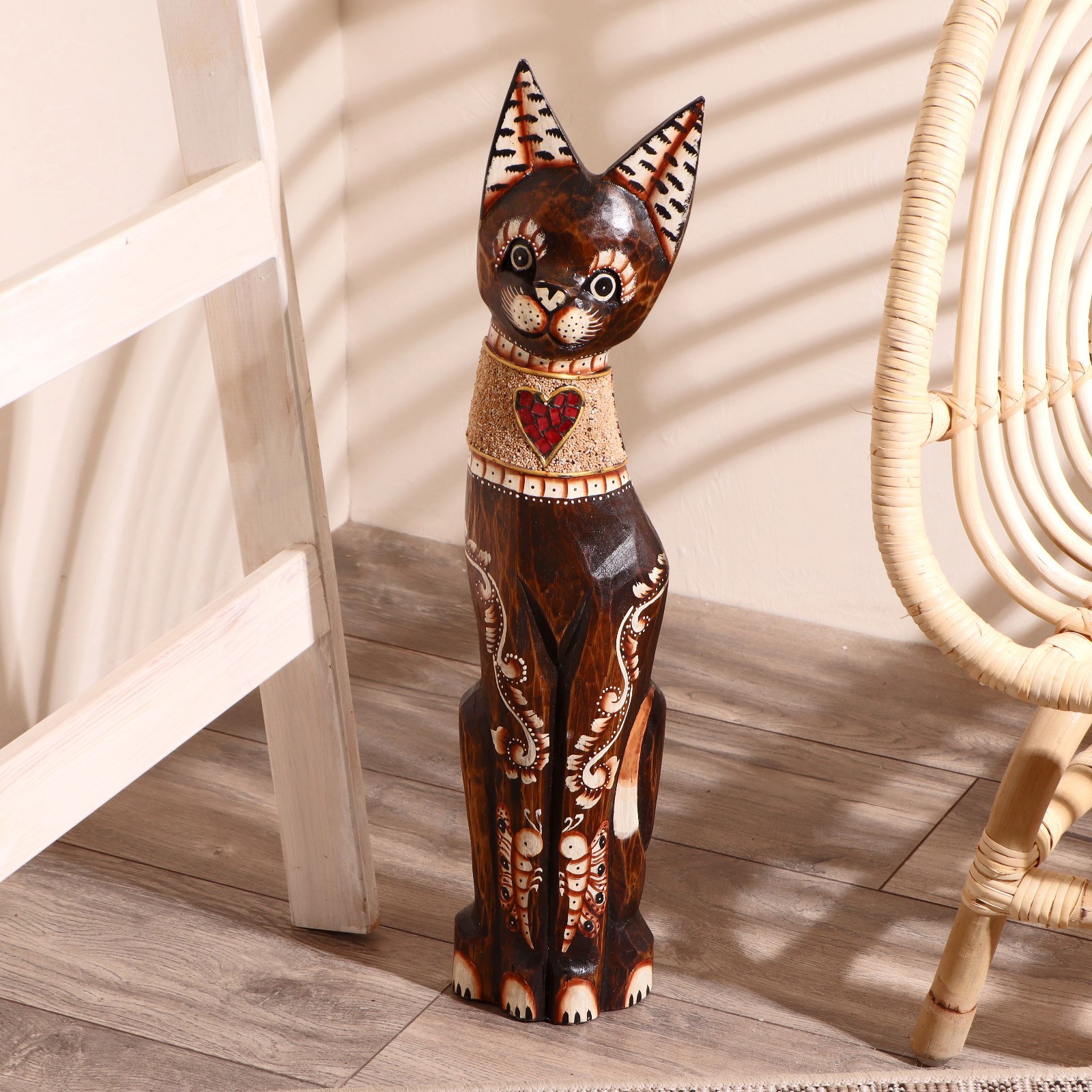 Изображение товара Сувенир интерьерный "Кошка с бабочками и сердечком на ошейнике" 60x12x6 см