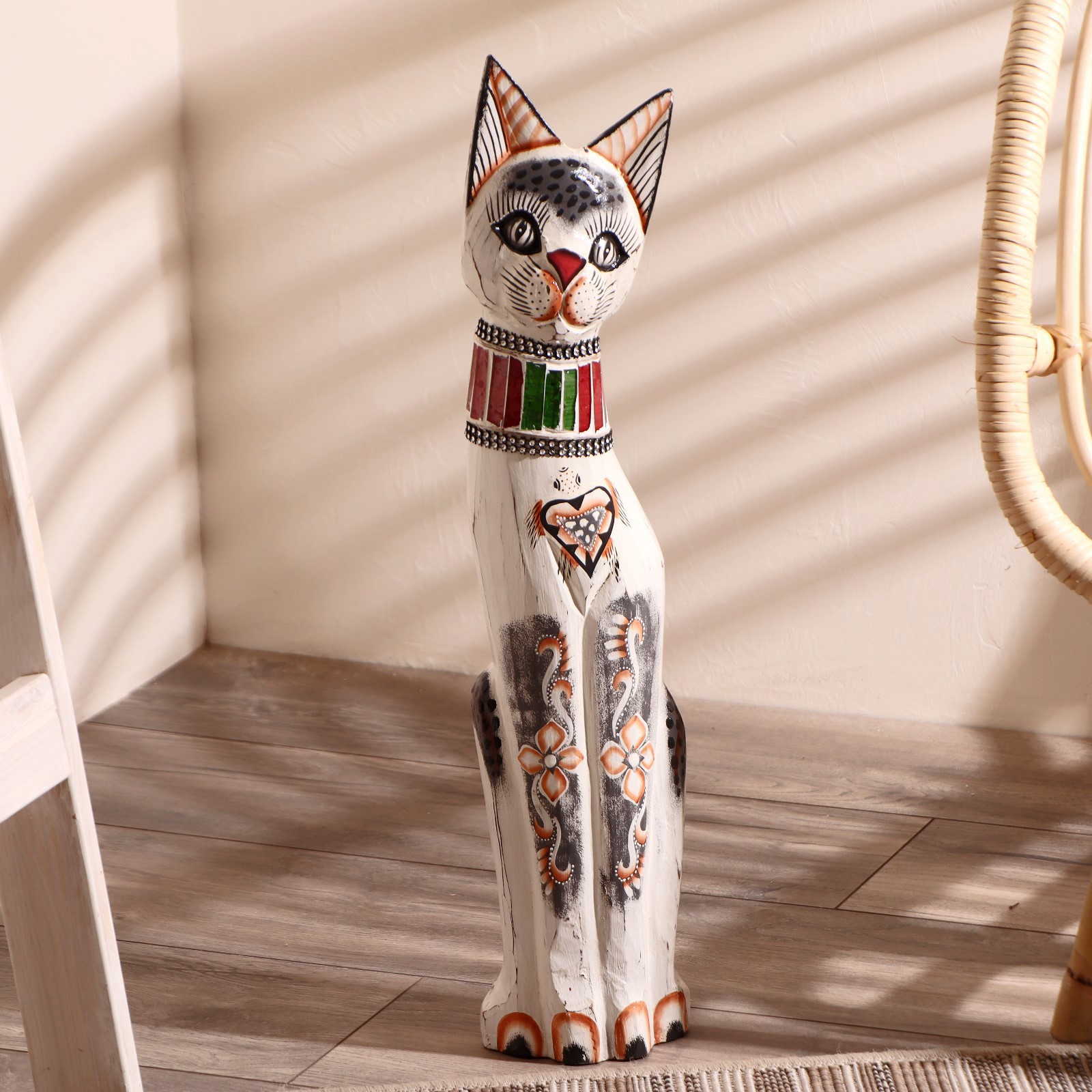 Изображение товара Сувенир интерьерный "Кошка с ошейником и ромбиком" 60x12x6 см