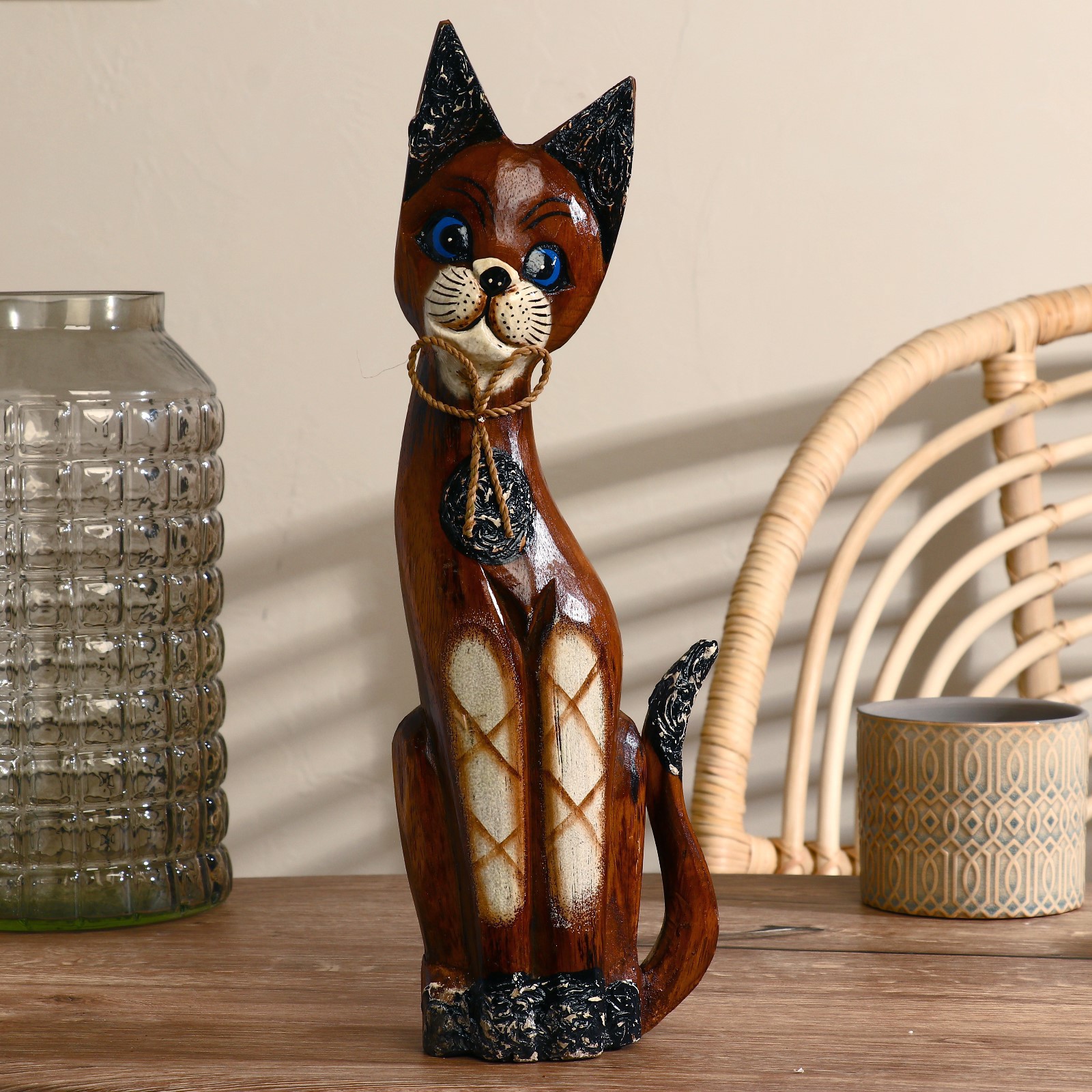 Изображение товара Сувенир интерьерный "Кошка васильковые глазки" с бантиком, высота 30 см